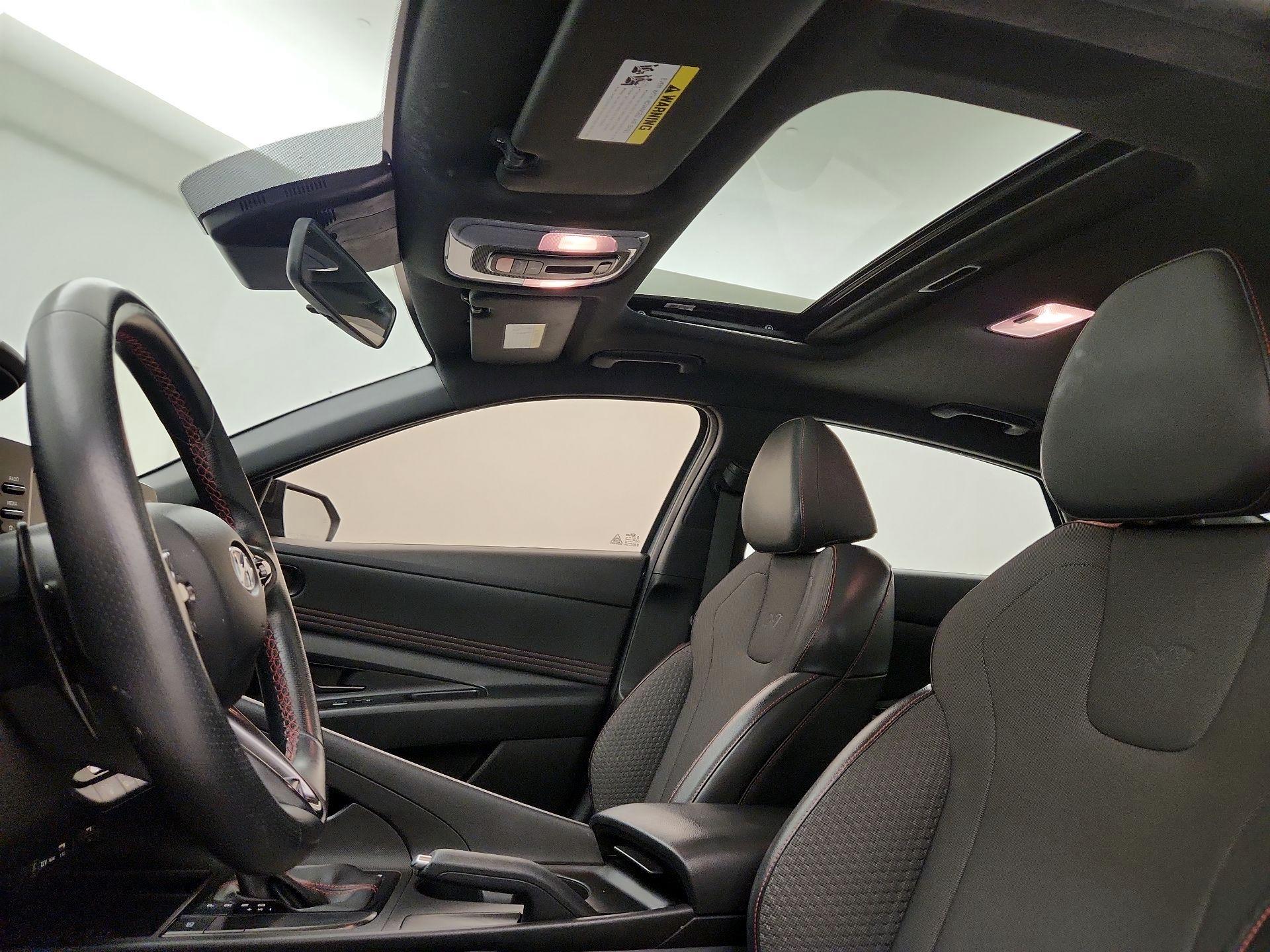 Thumbnail: 2022 Hyundai Elantra - 19