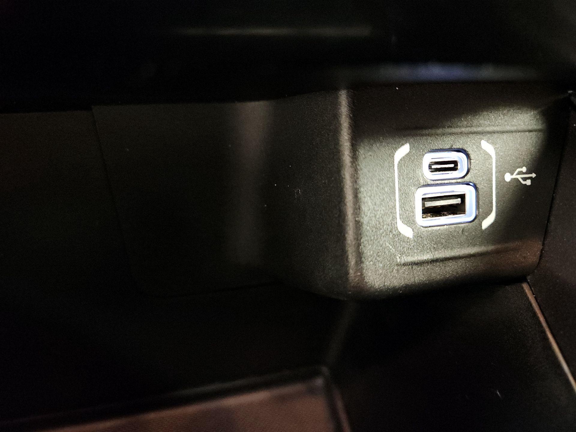 Thumbnail: 2022 Jeep Compass - 18