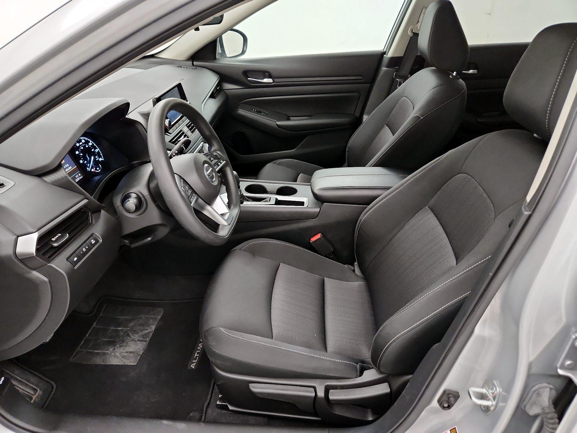 Thumbnail: 2021 Nissan Altima - 11