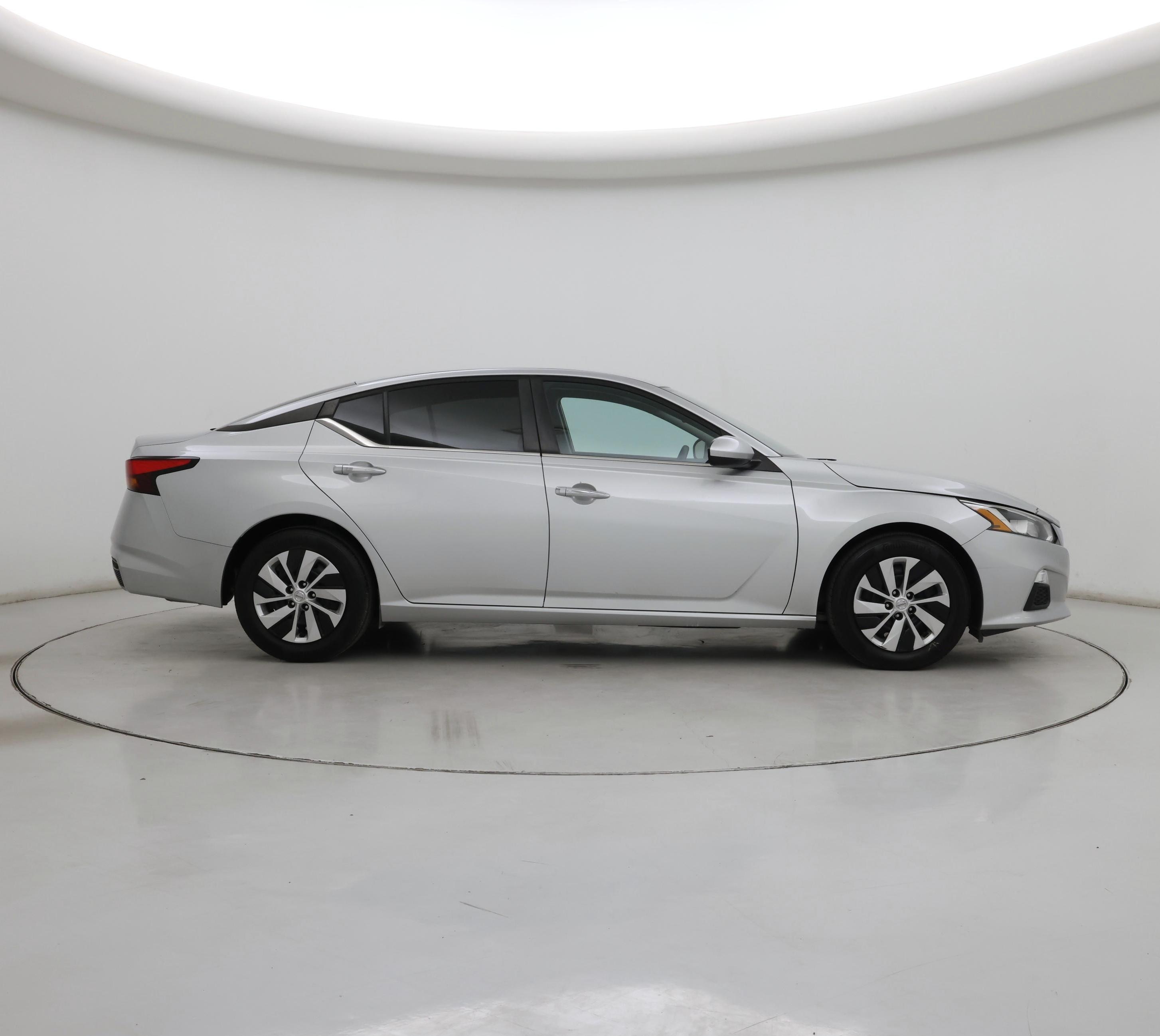 Thumbnail: 2021 Nissan Altima - 7