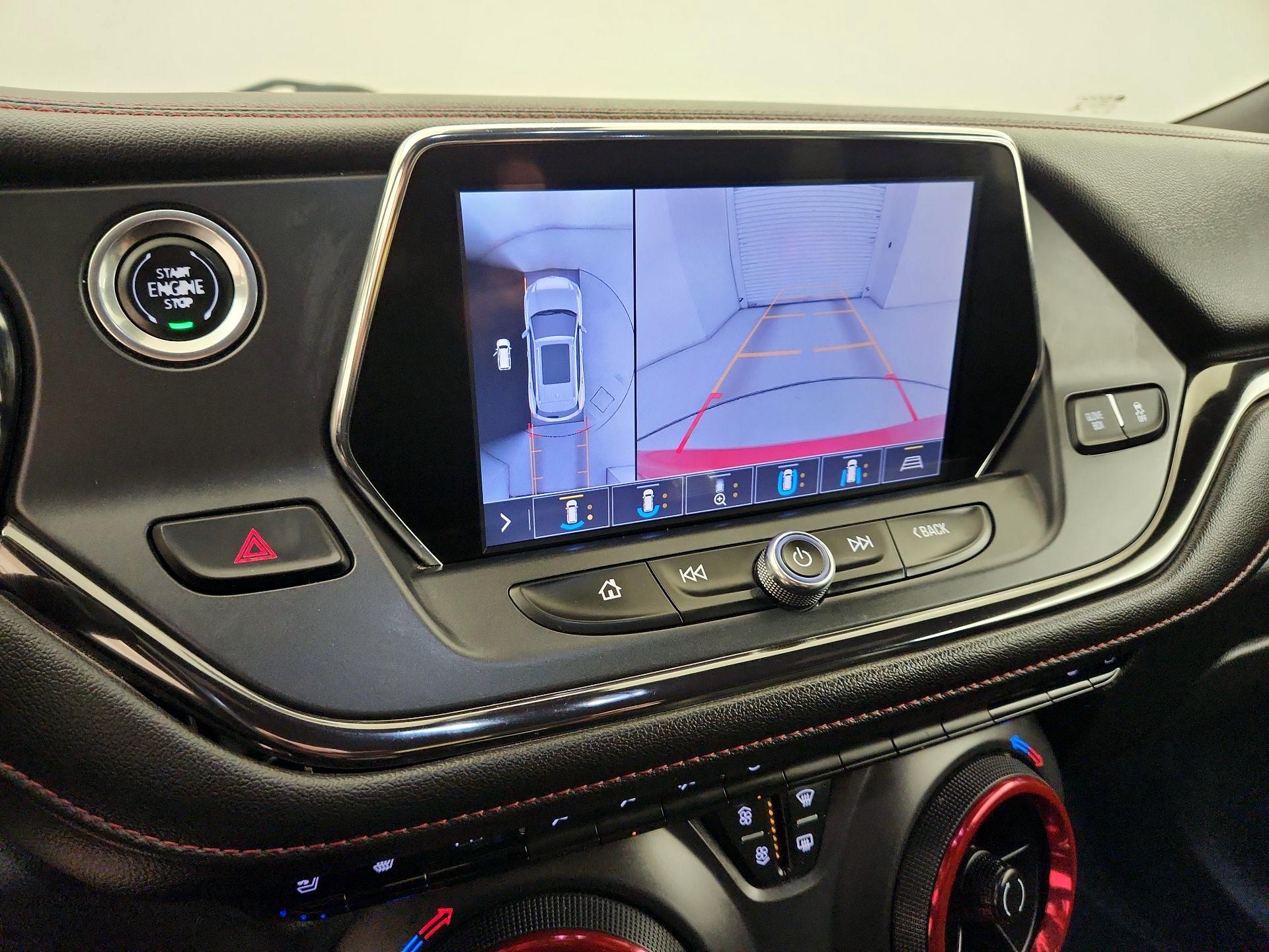 Thumbnail: 2019 Chevrolet Blazer - 14