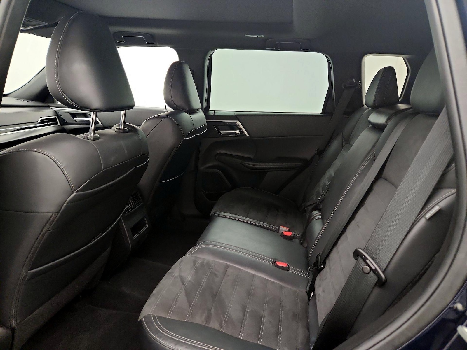 2022 Mitsubishi Outlander Black Edition - Photo 20