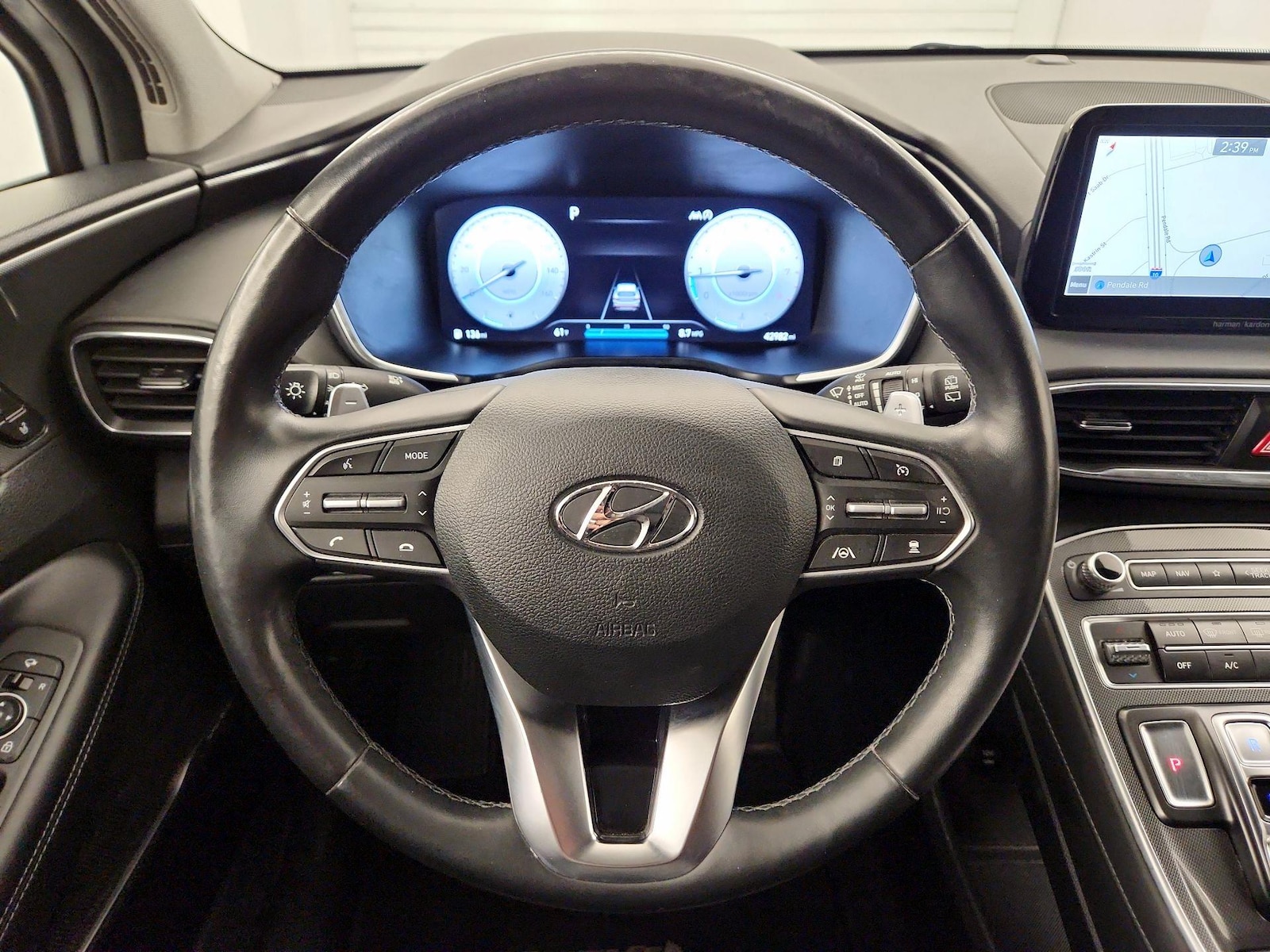 2022 Hyundai Santa Fe Limited - Photo 11