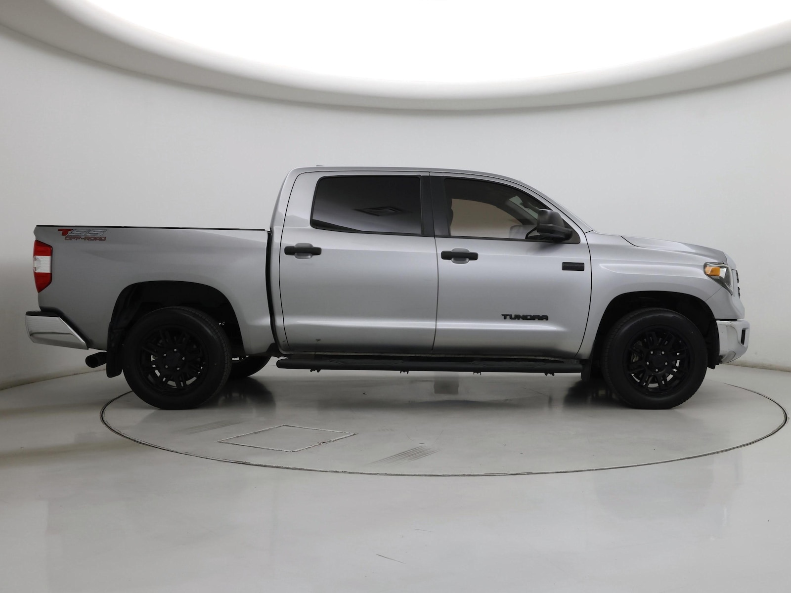 2021 Toyota Tundra SR5 - Photo 8