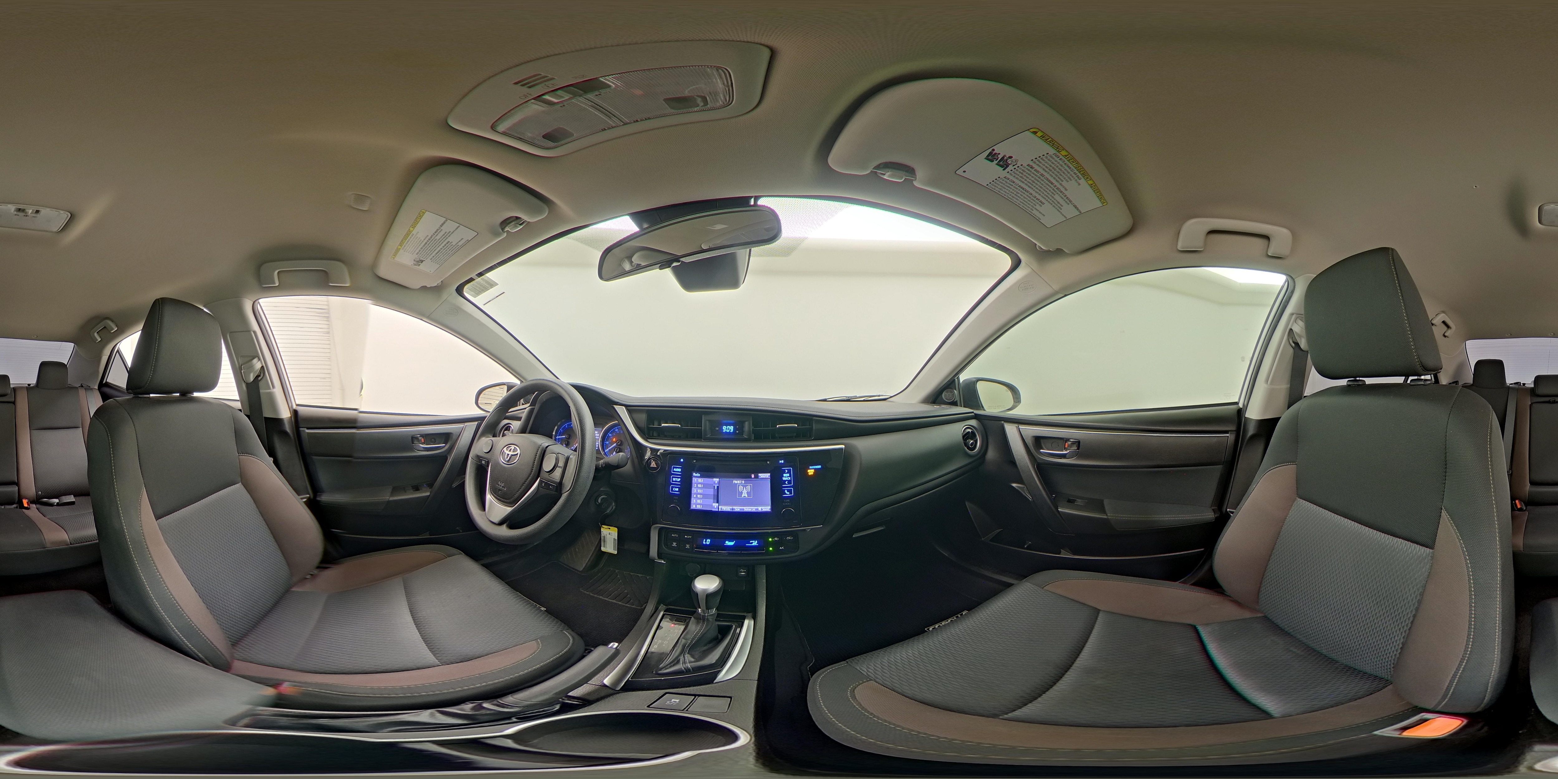 2019 Toyota Corolla LE - Photo 23