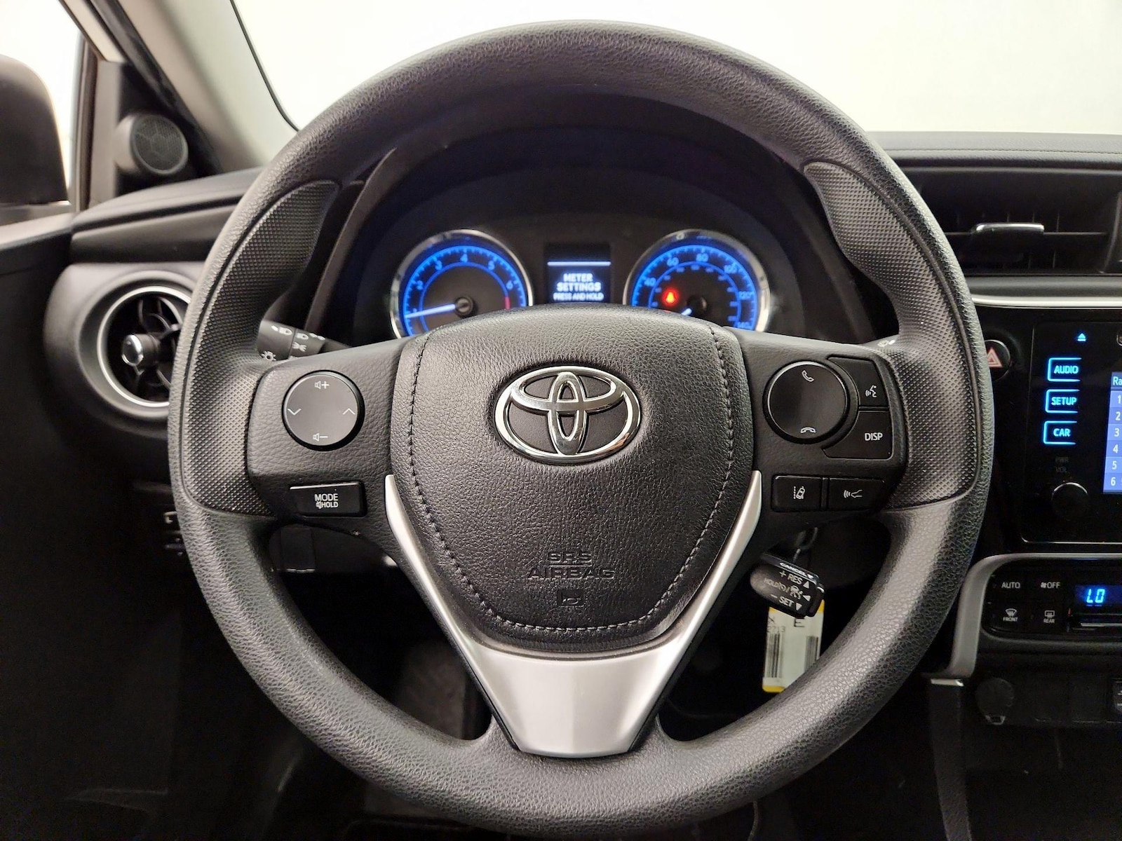 2019 Toyota Corolla LE - Photo 11
