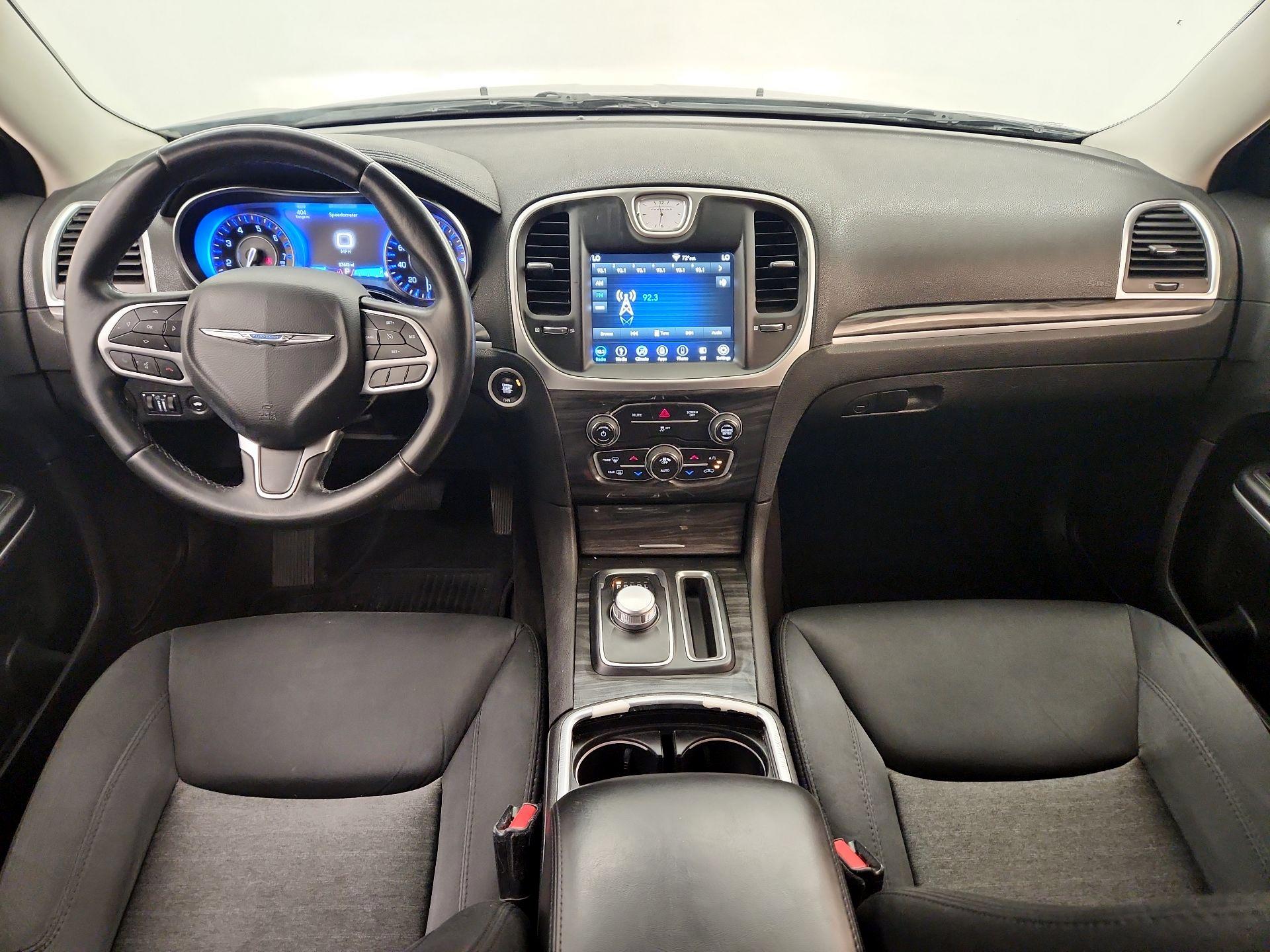 Thumbnail: 2018 Chrysler 300 - 9