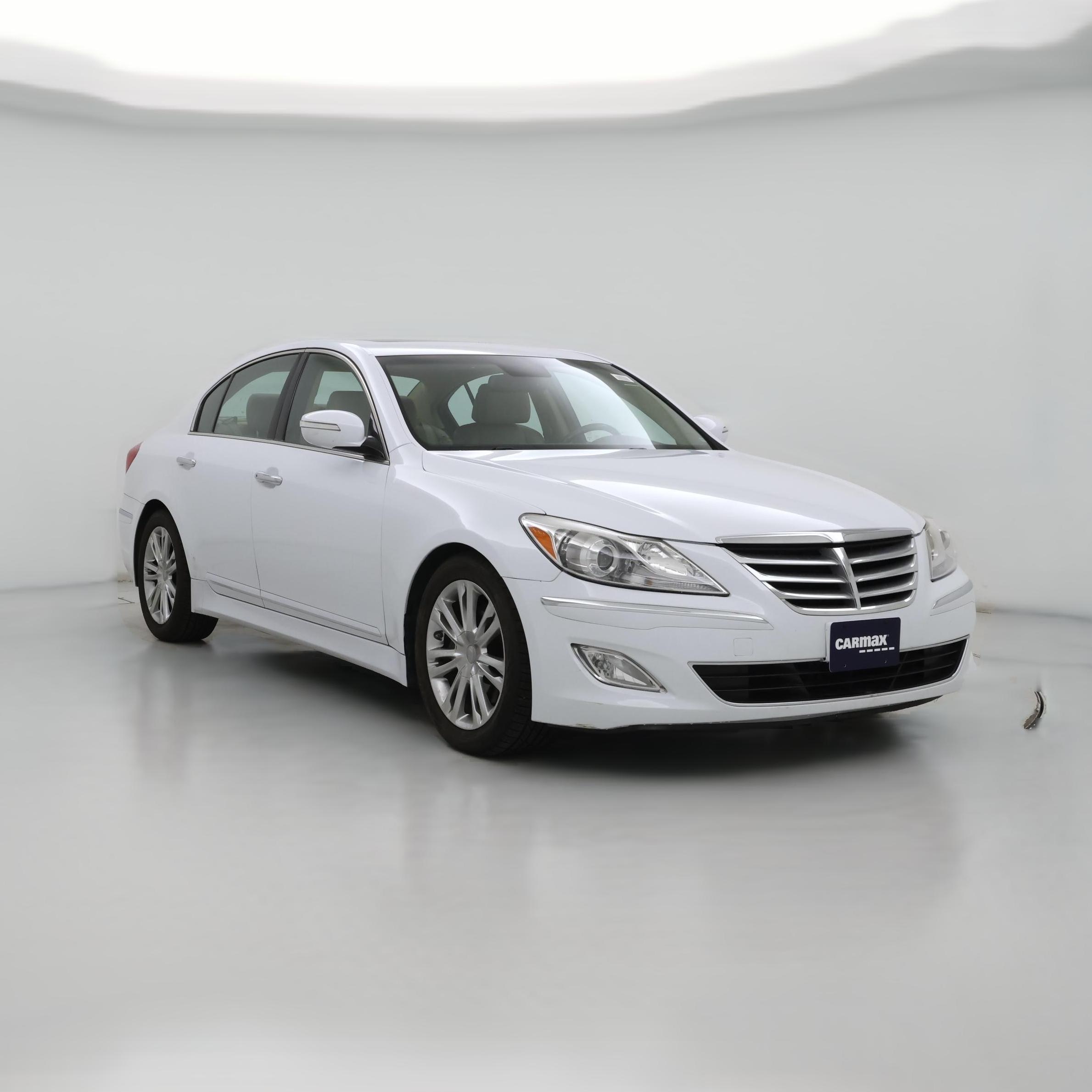 Thumbnail: 2014 Hyundai Genesis - 1