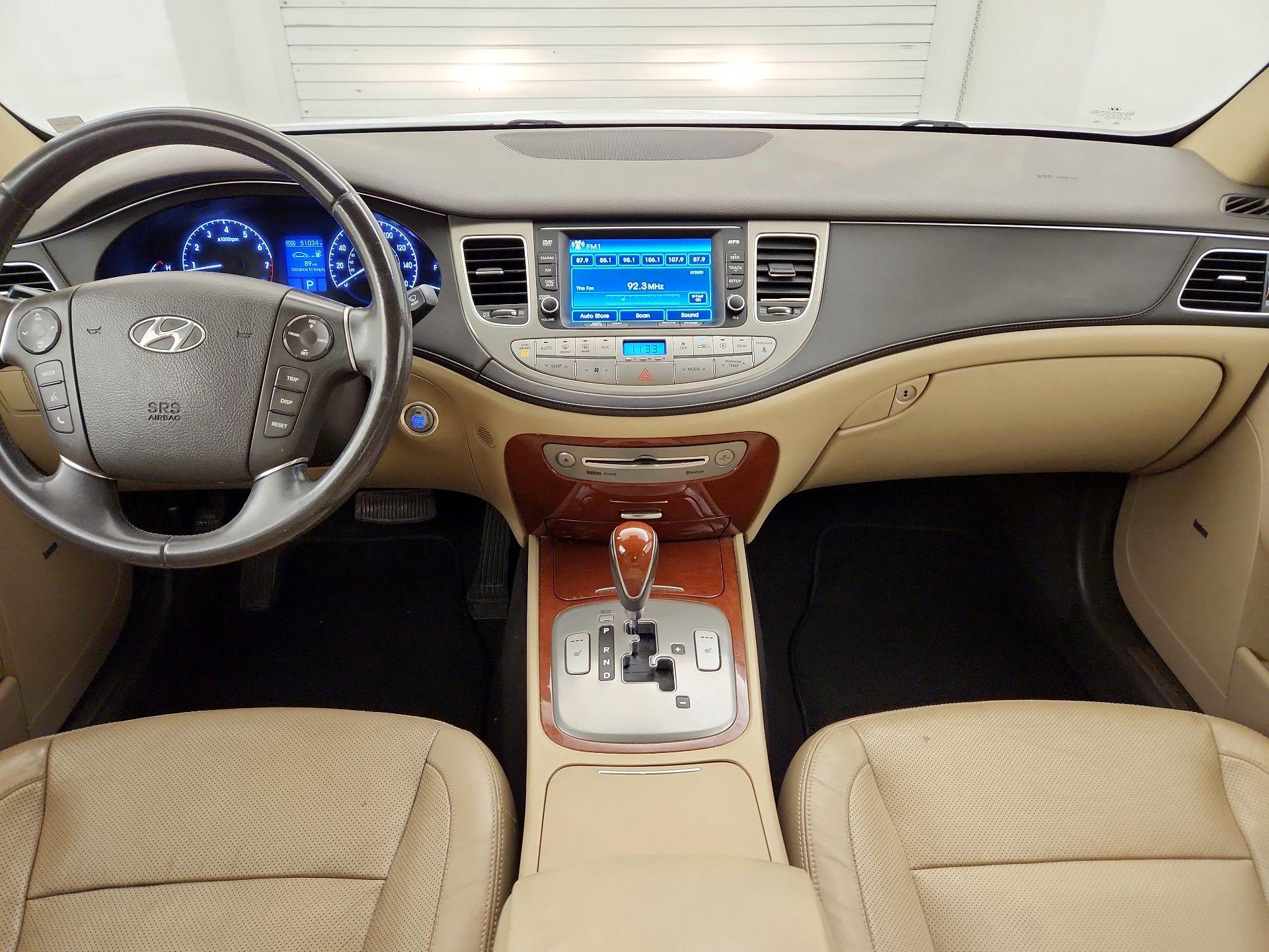 Thumbnail: 2014 Hyundai Genesis - 9