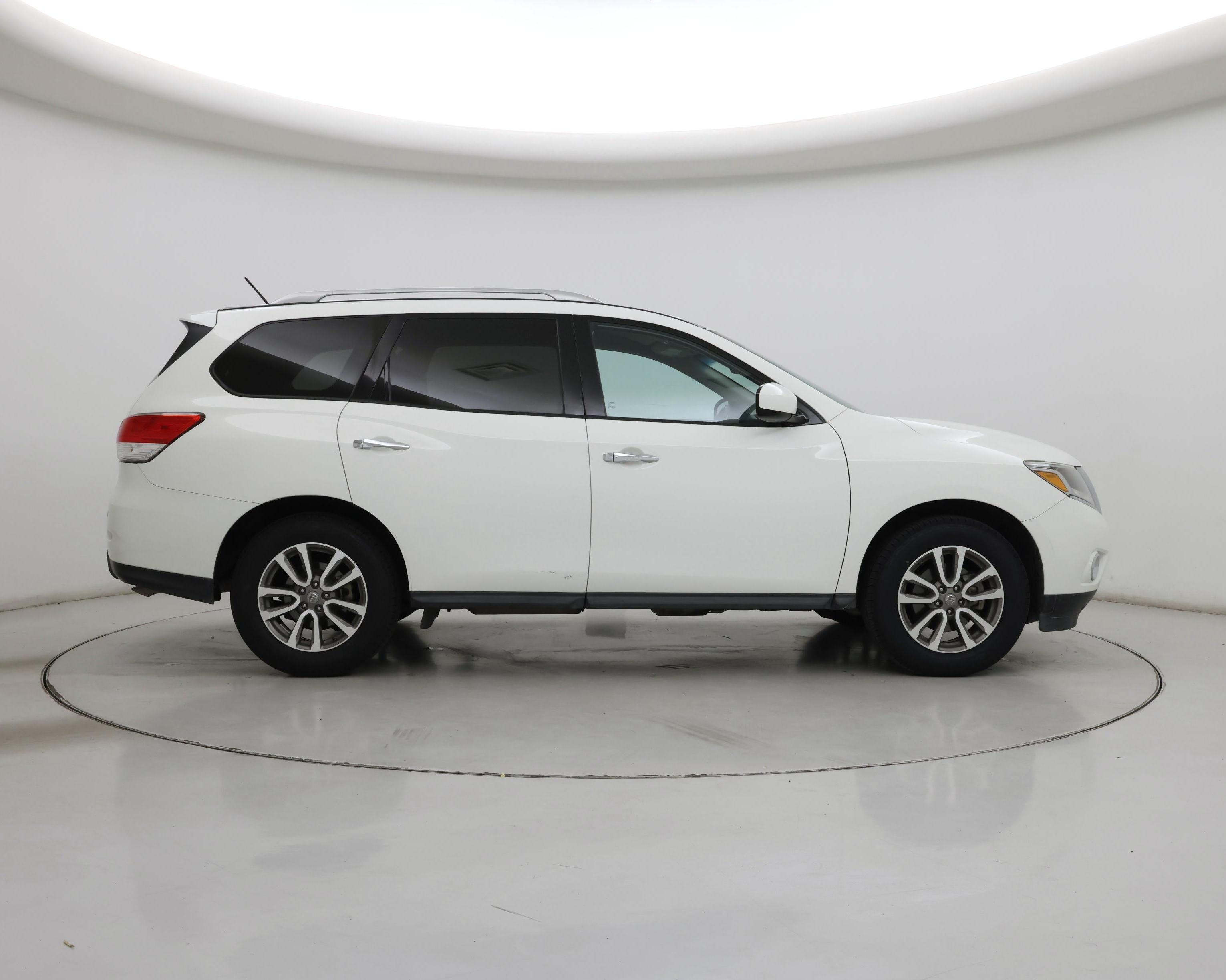 Thumbnail: 2016 Nissan Pathfinder - 7