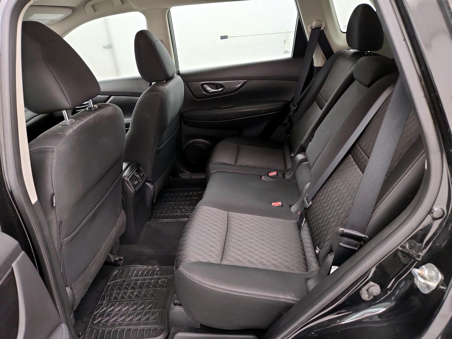 Thumbnail: 2018 Nissan Rogue - 19