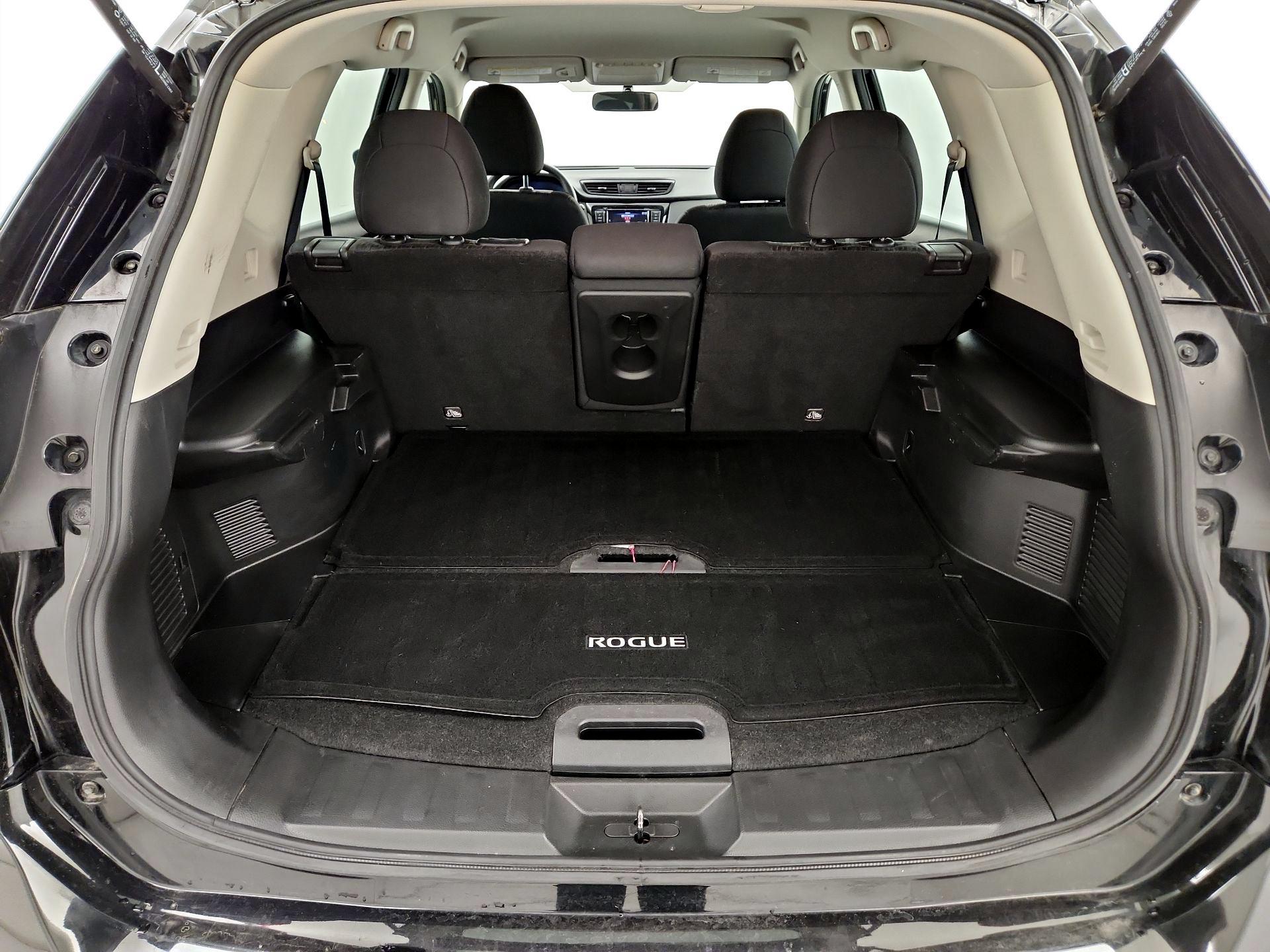 Thumbnail: 2018 Nissan Rogue - 20