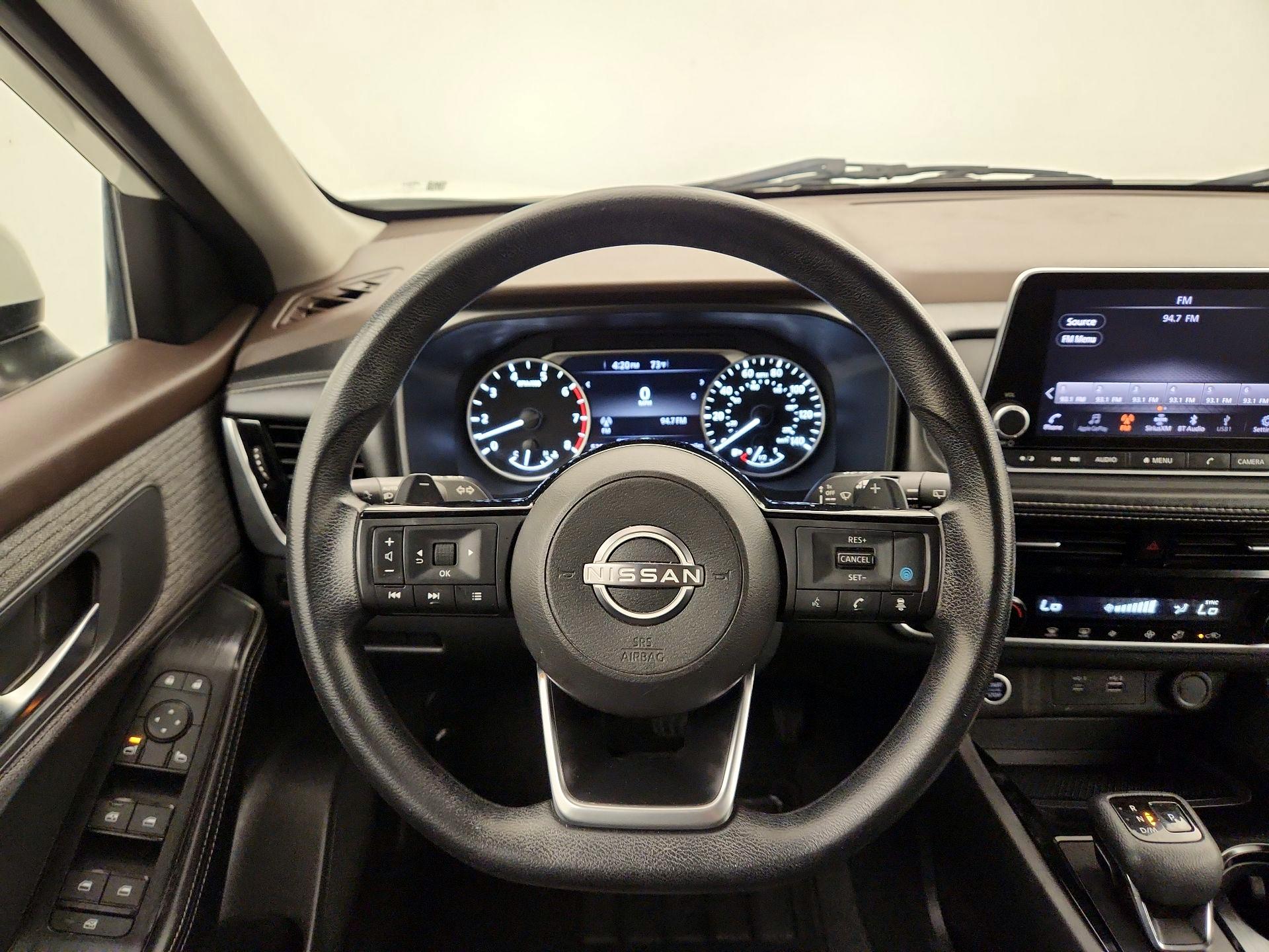 Thumbnail: 2023 Nissan Rogue - 10