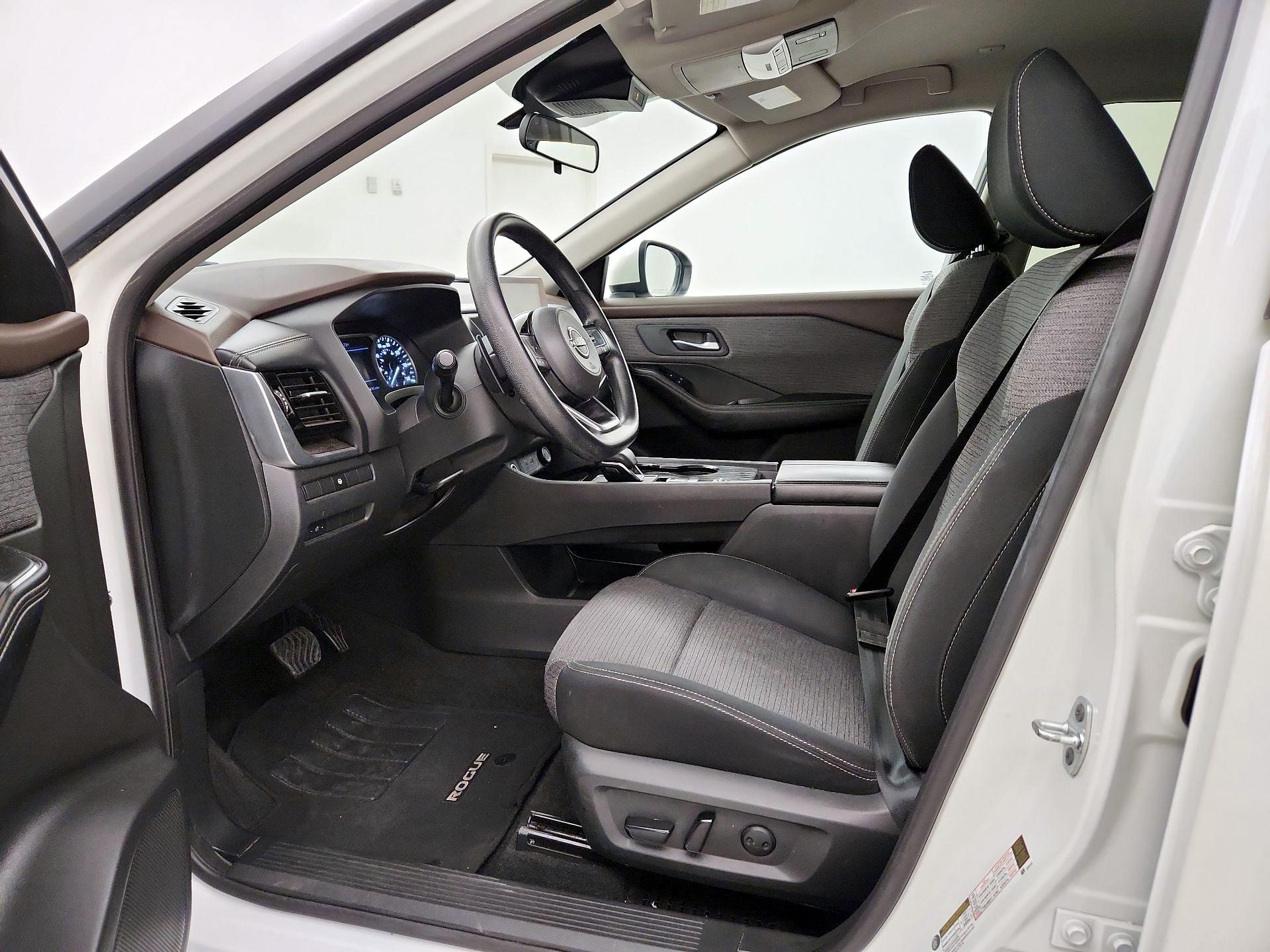 Thumbnail: 2023 Nissan Rogue - 11