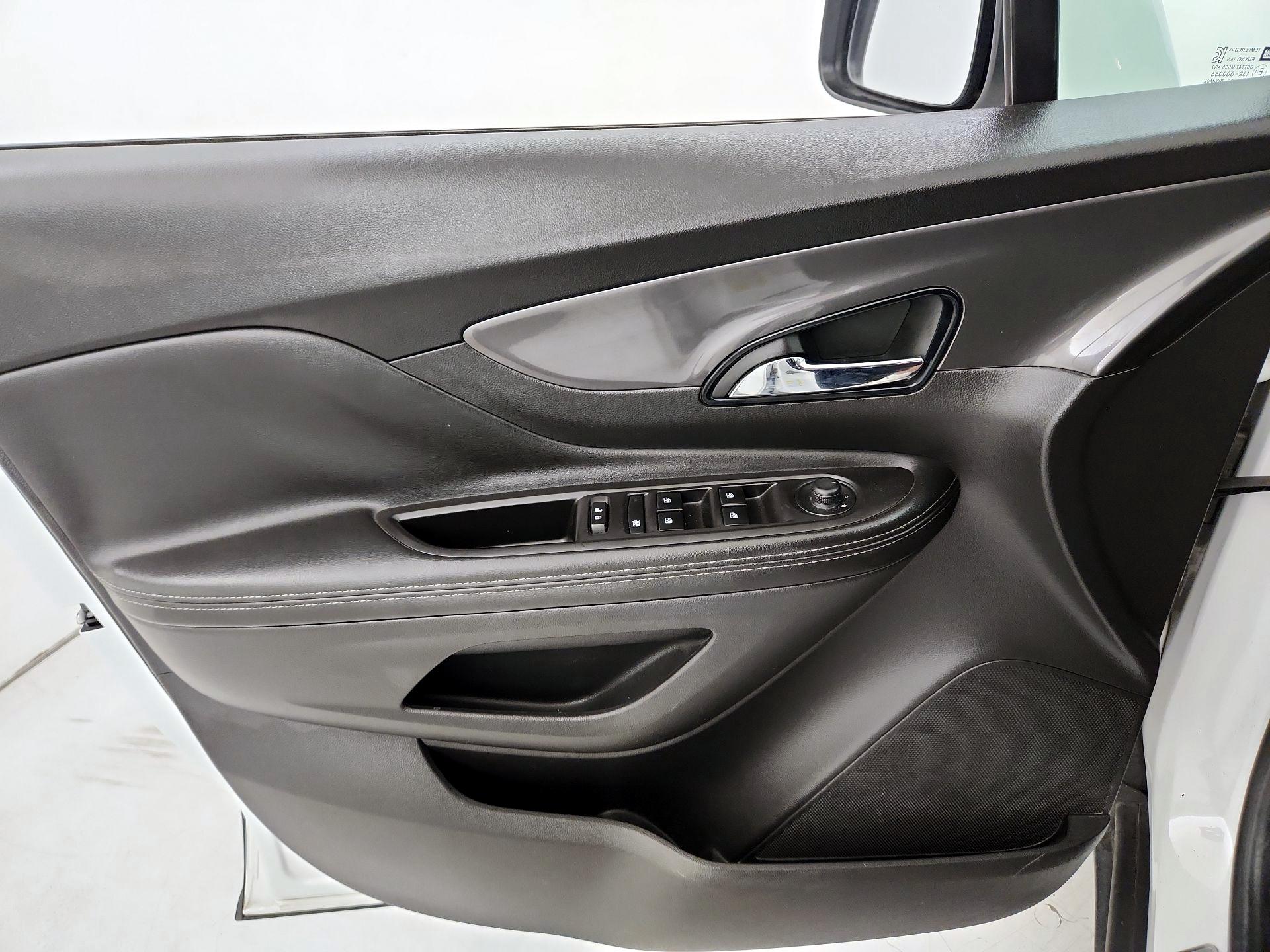 Thumbnail: 2020 Buick Encore - 12