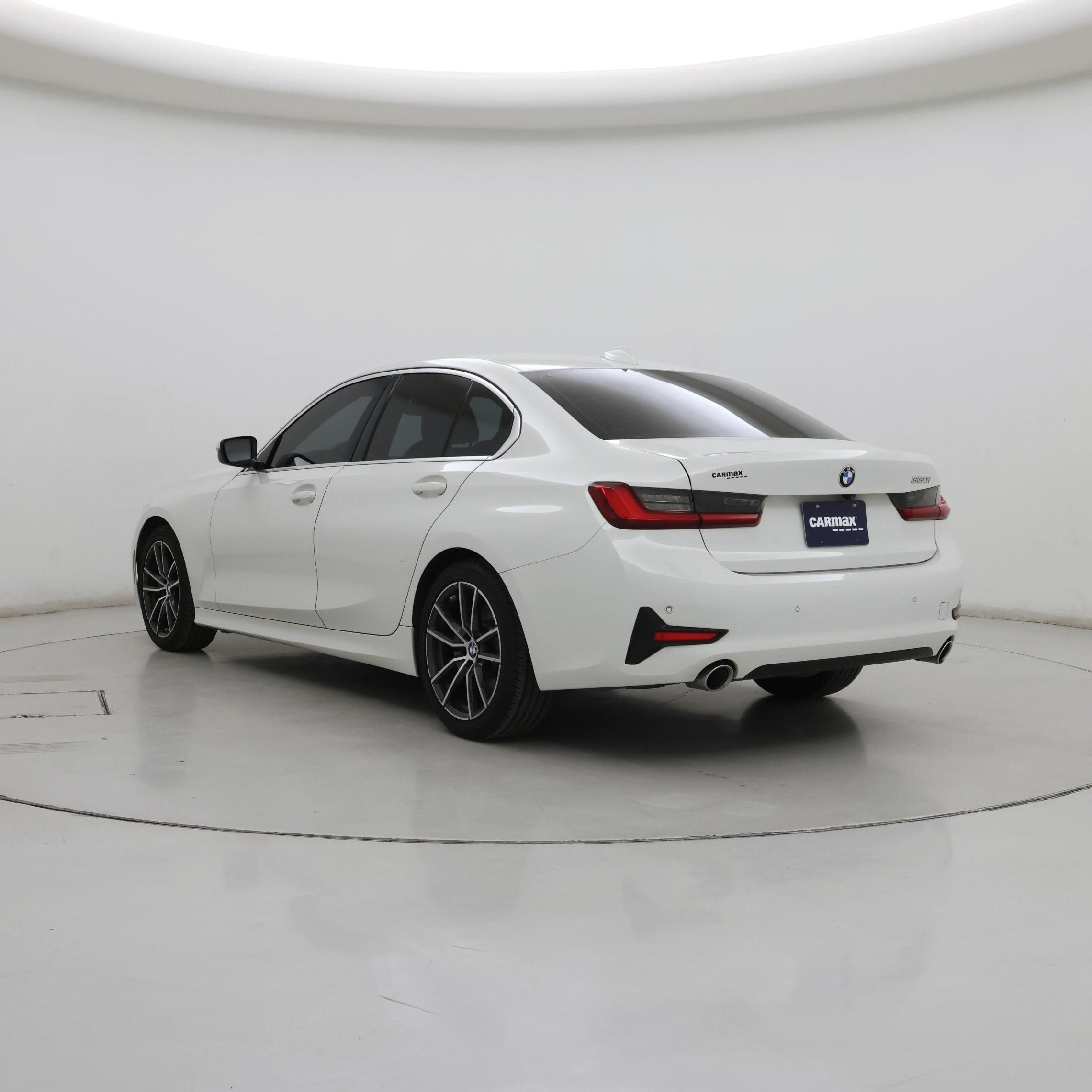 Thumbnail: 2021 BMW 3 Series - 2
