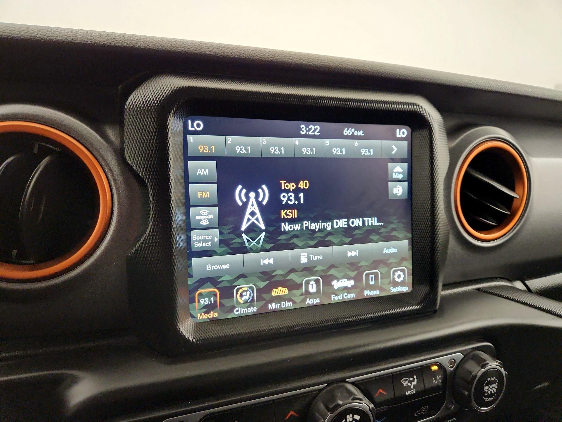Thumbnail: 2022 Jeep Gladiator - 15
