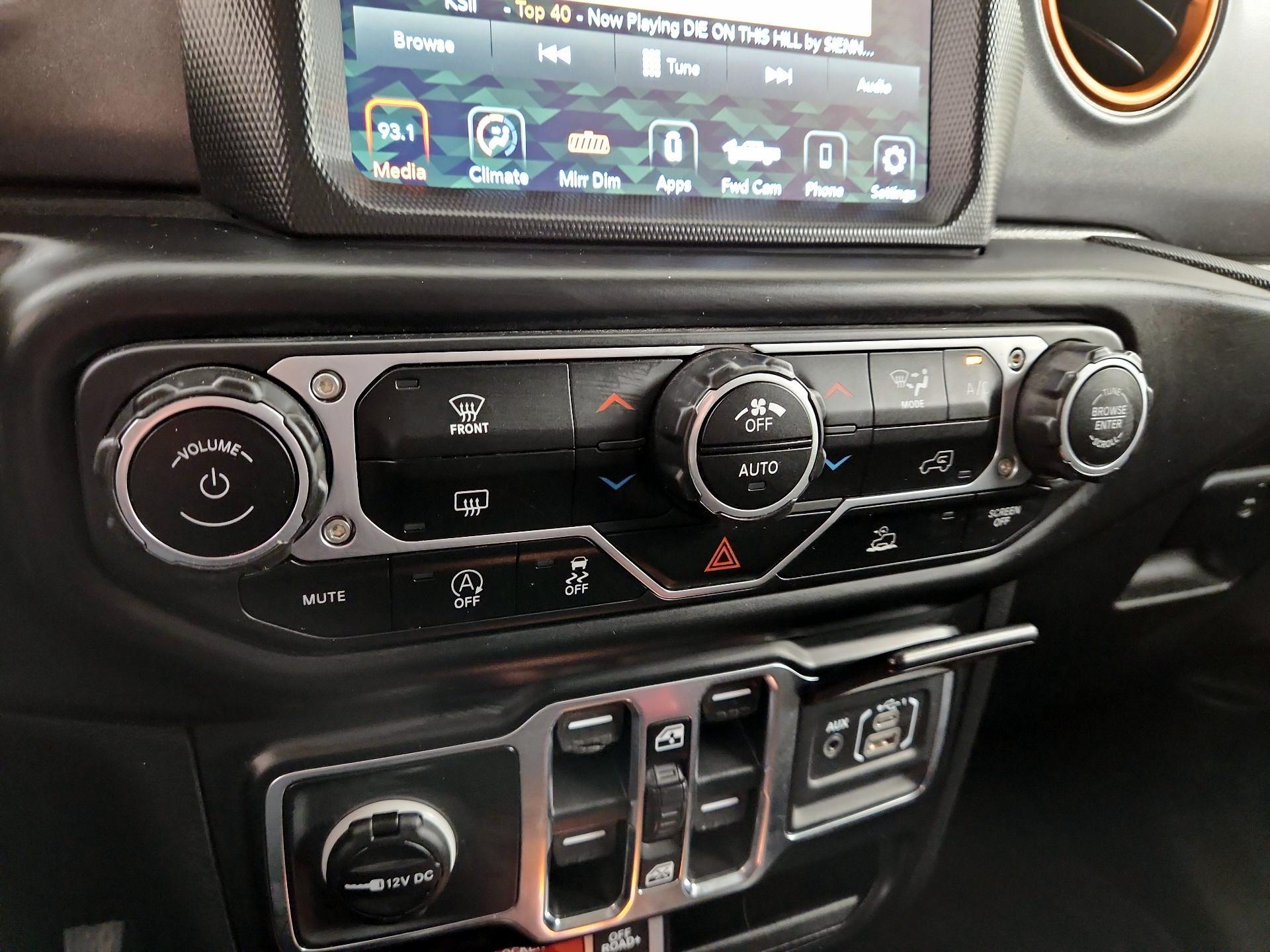 Thumbnail: 2022 Jeep Gladiator - 16