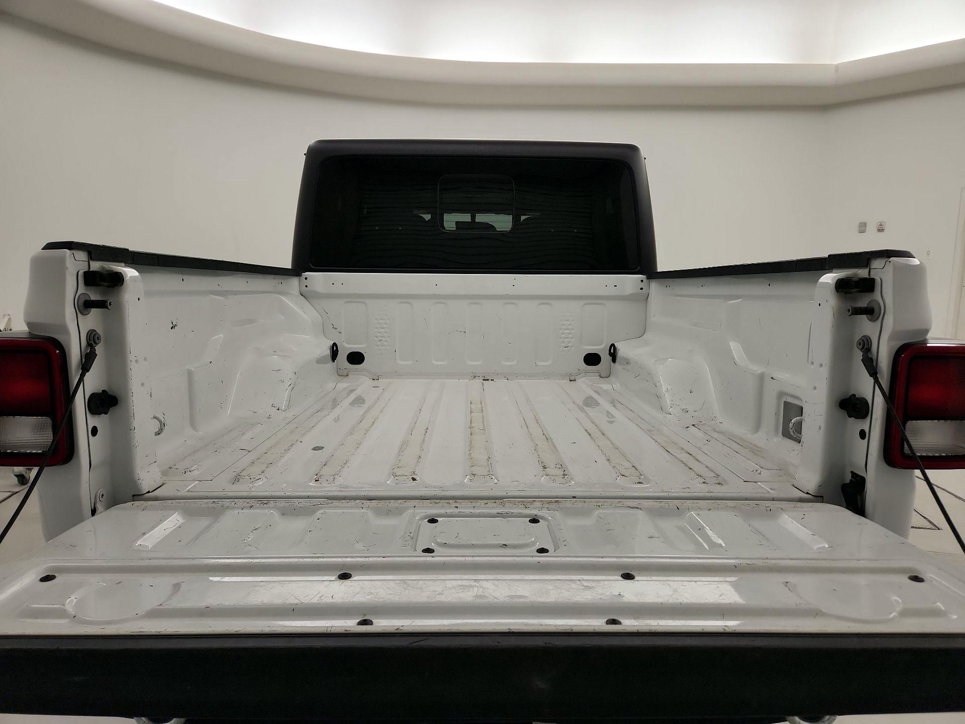 Thumbnail: 2022 Jeep Gladiator - 20