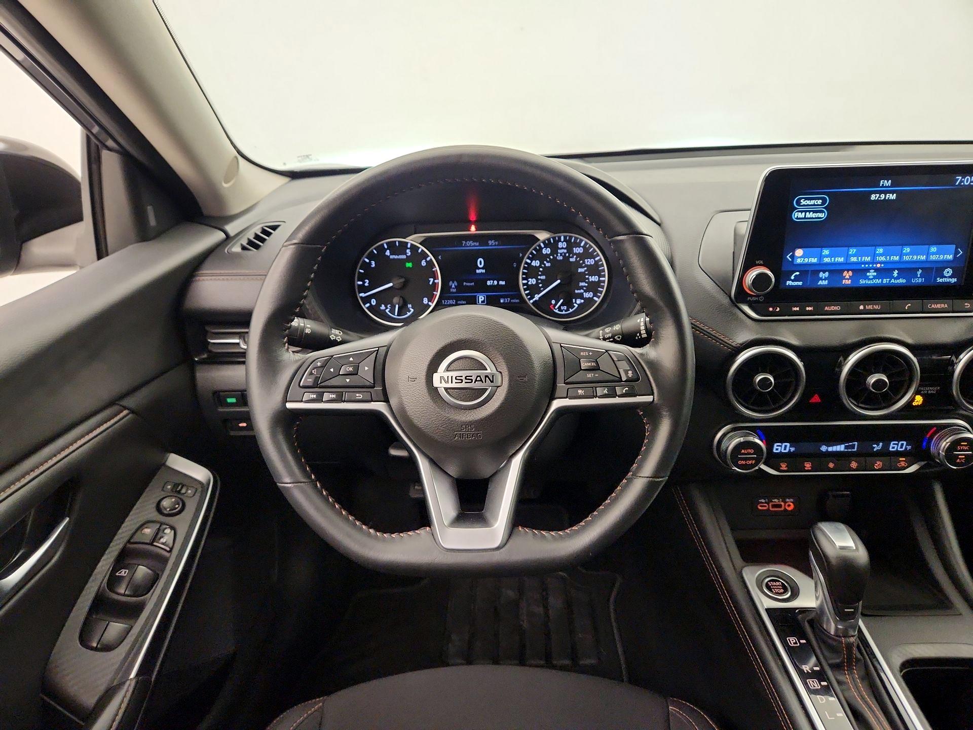 Thumbnail: 2022 Nissan Sentra - 10