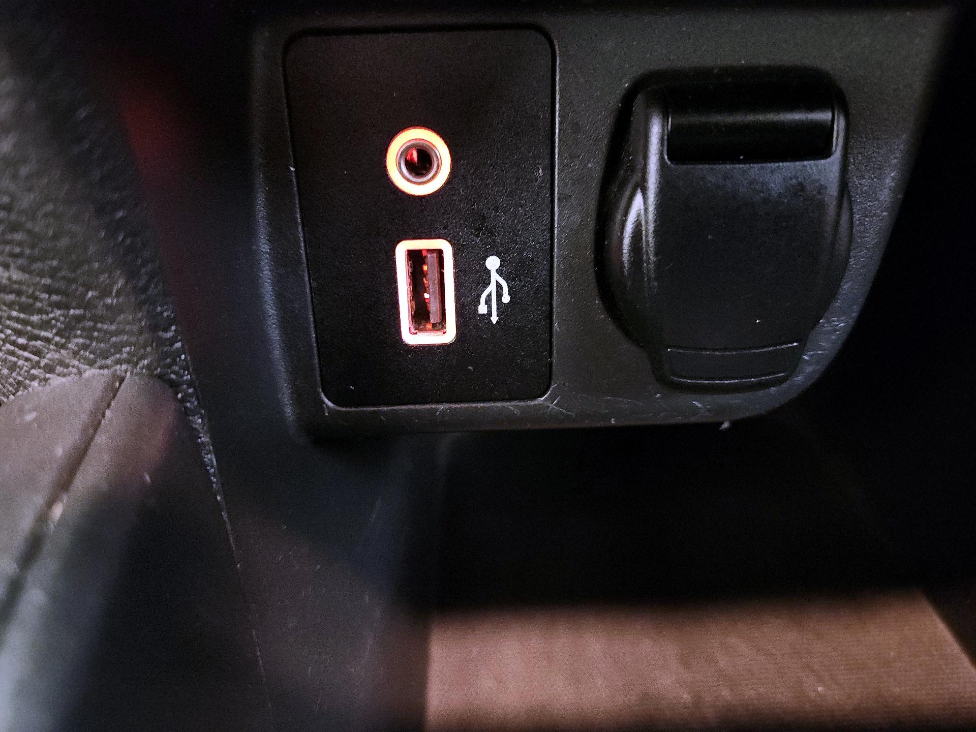 Thumbnail: 2020 Nissan Versa - 18