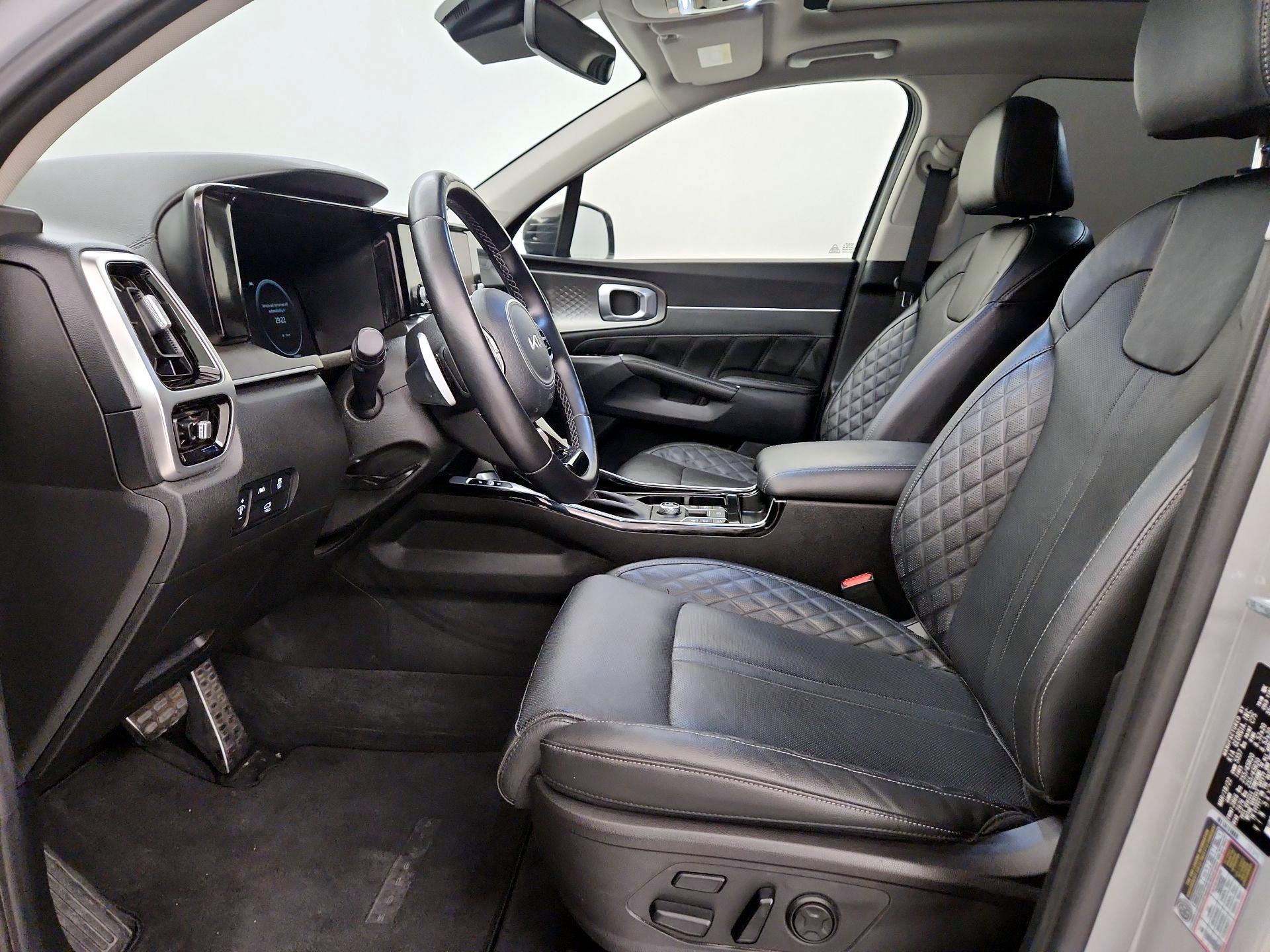 Thumbnail: 2022 Kia Sorento - 11