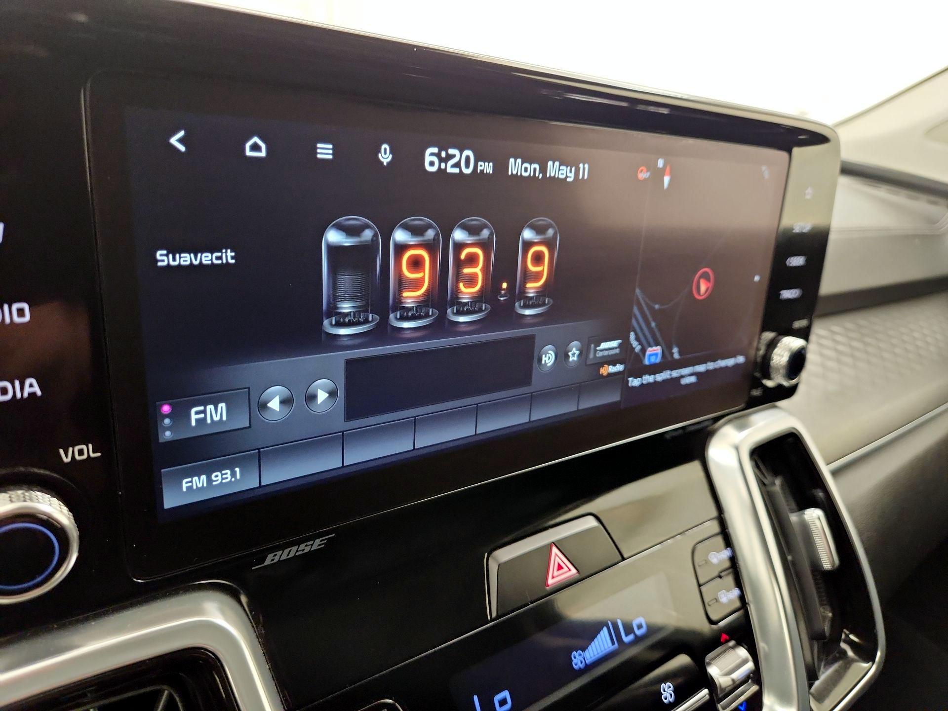 Thumbnail: 2022 Kia Sorento - 16
