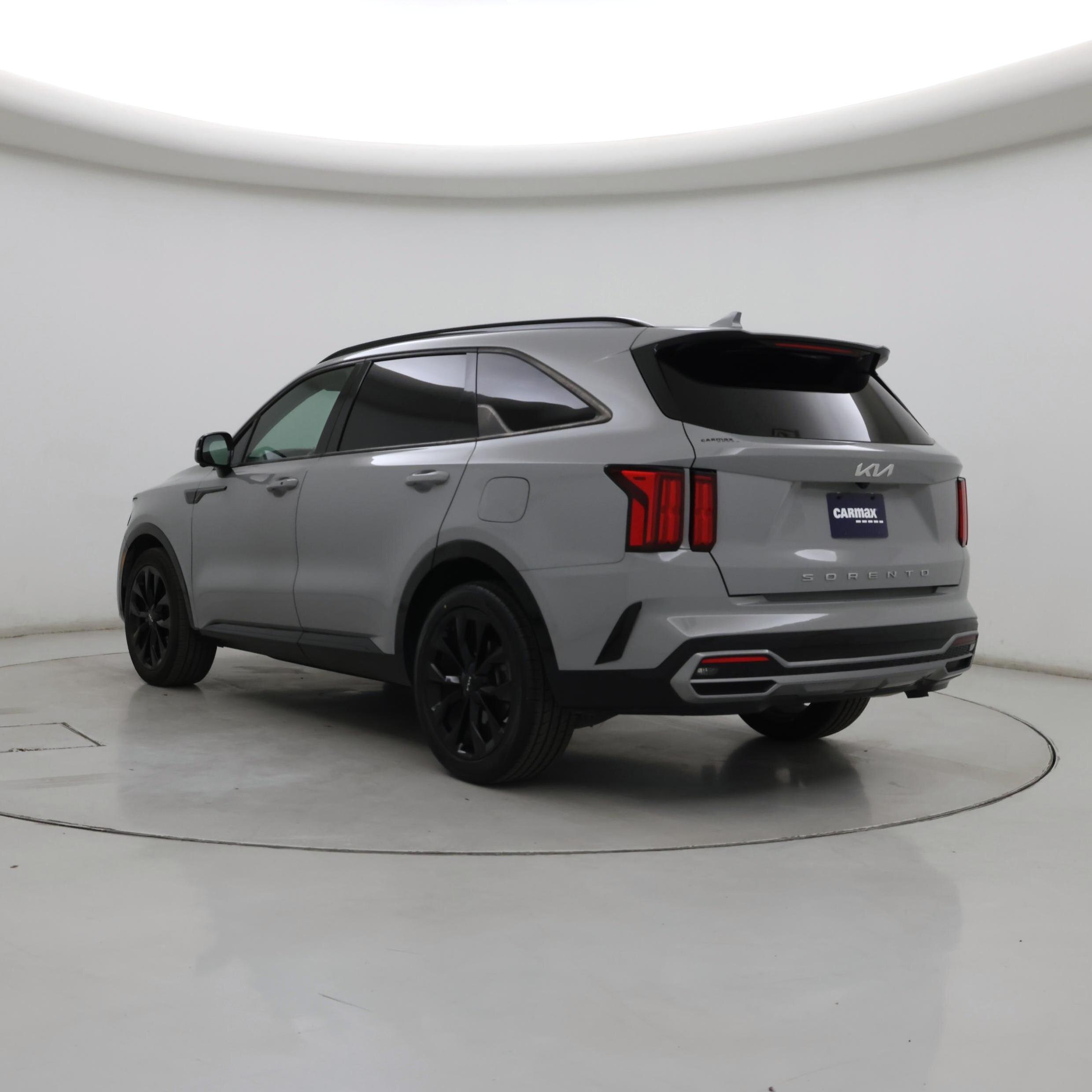 Thumbnail: 2022 Kia Sorento - 2