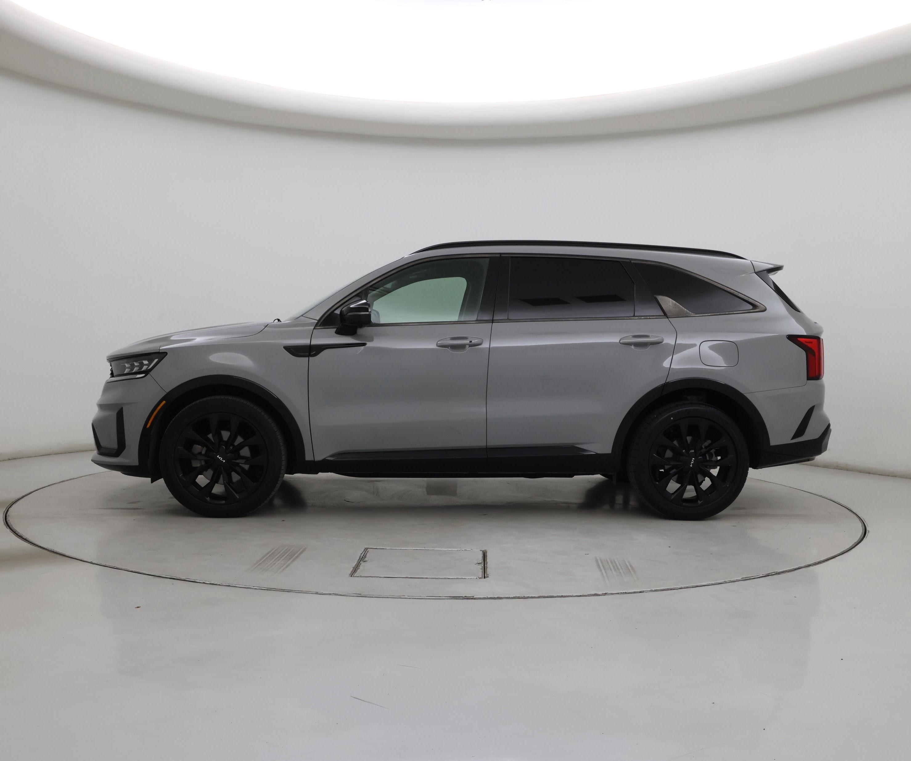 Thumbnail: 2022 Kia Sorento - 3