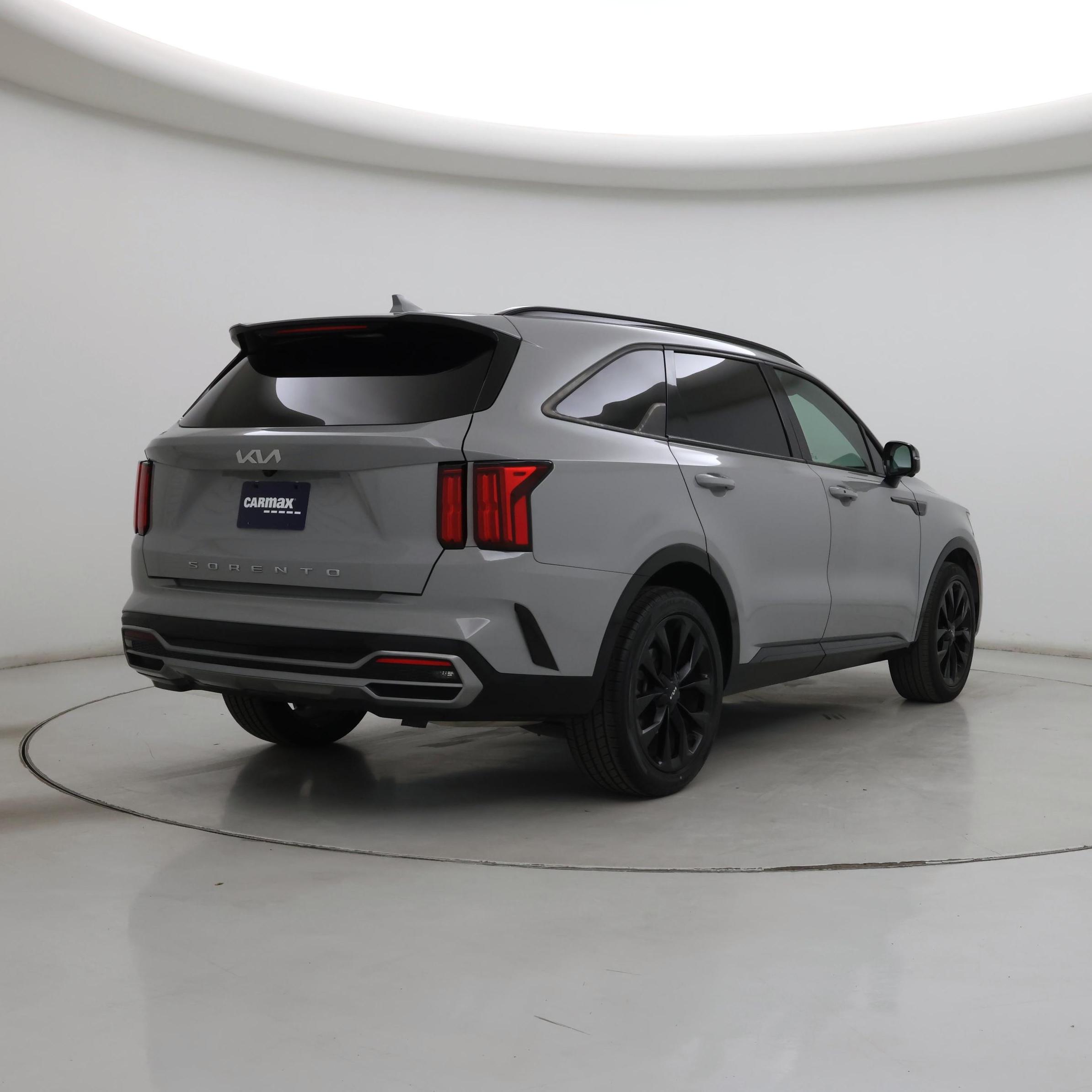 Thumbnail: 2022 Kia Sorento - 8