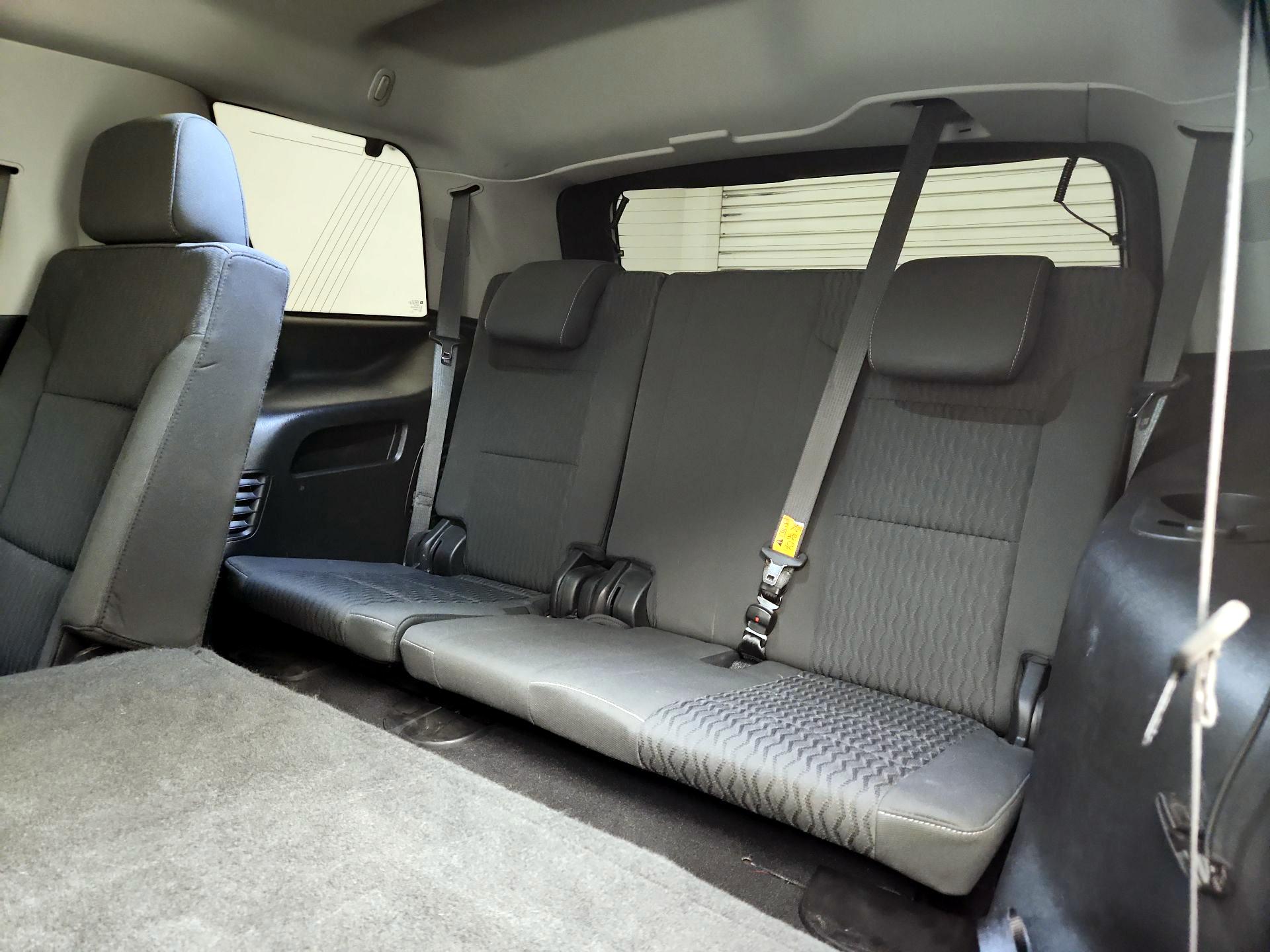 Thumbnail: 2019 Chevrolet Tahoe - 19