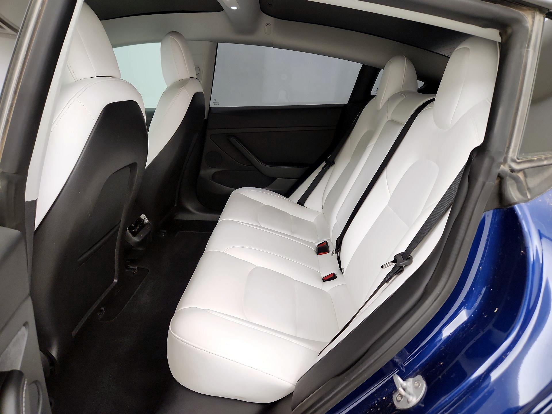 Thumbnail: 2022 Tesla Model 3 - 19