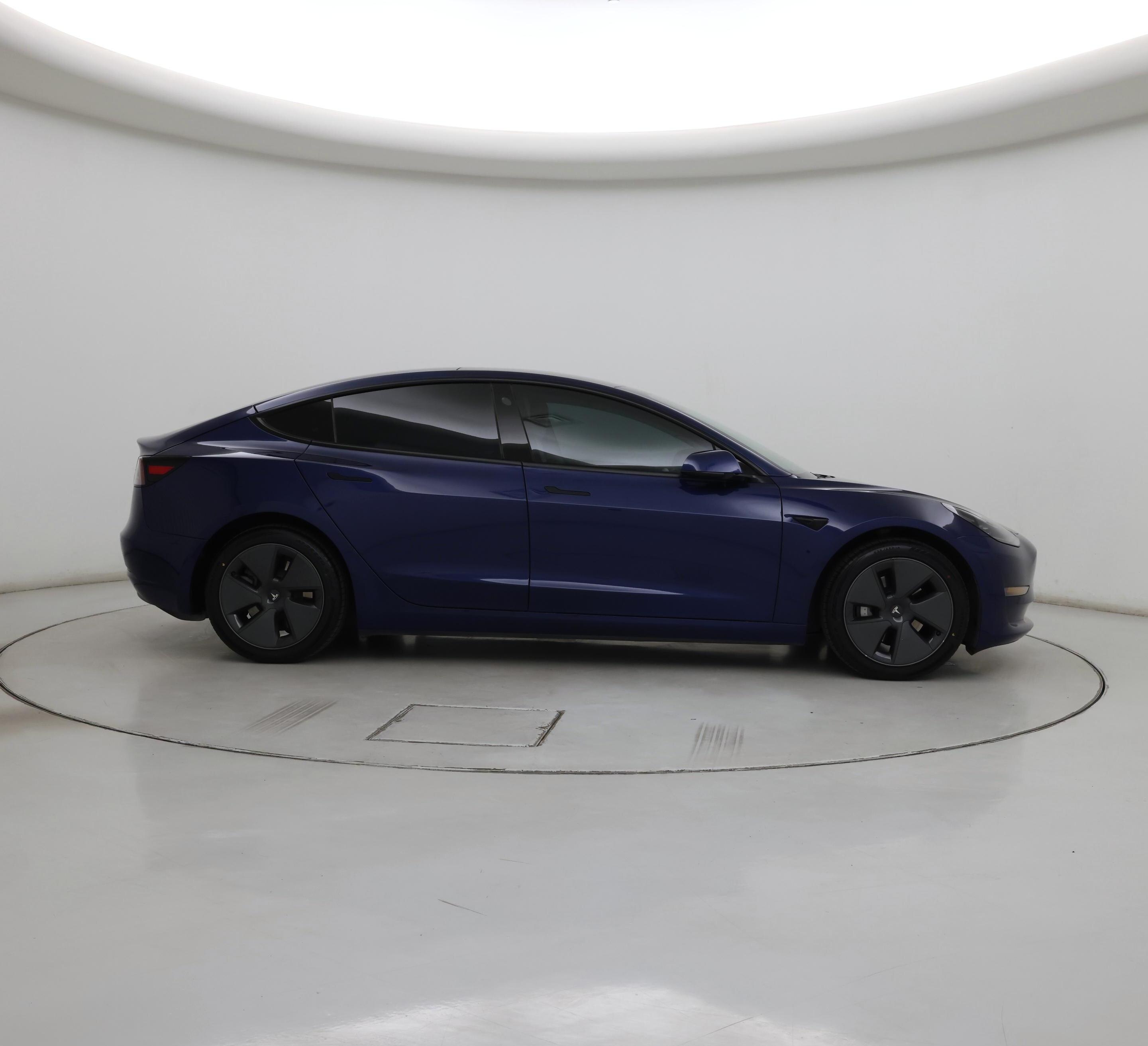 Thumbnail: 2022 Tesla Model 3 - 7