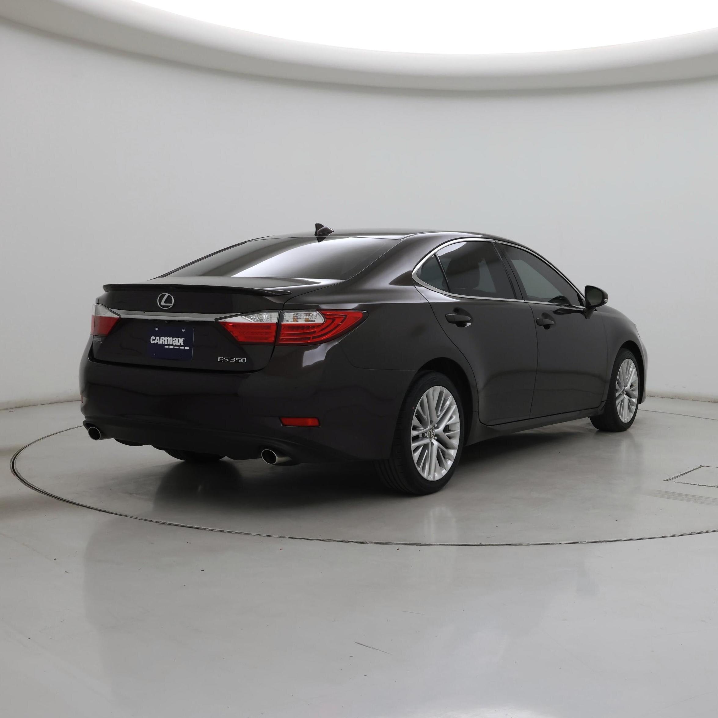 Thumbnail: 2015 Lexus ES - 8