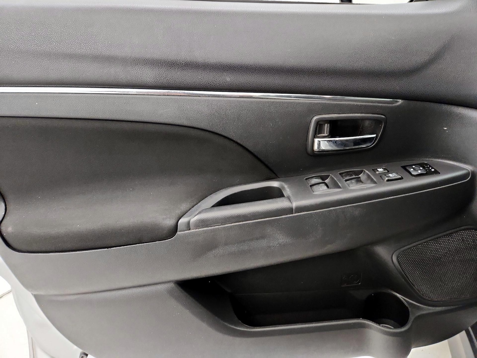 2018 Mitsubishi Outlander Sport LE - Photo 13