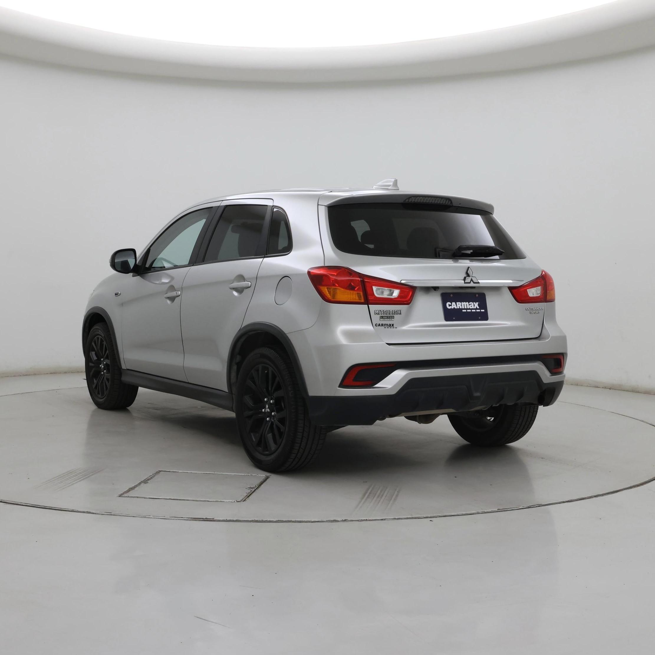 Thumbnail: 2018 Mitsubishi Outlander Sport - 2