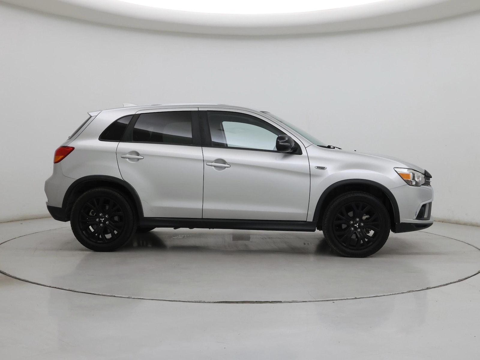 2018 Mitsubishi Outlander Sport LE - Photo 8