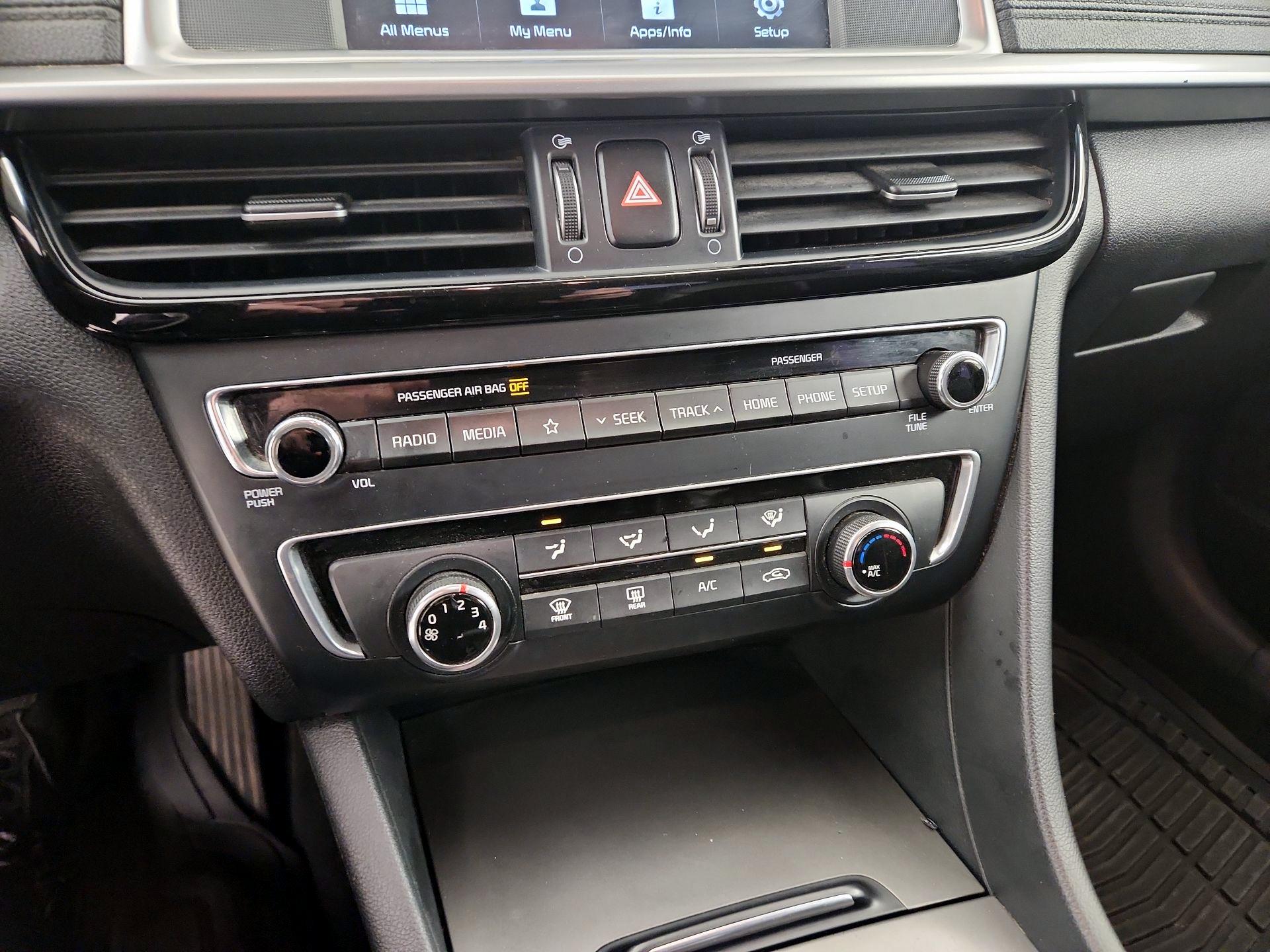Thumbnail: 2020 Kia Optima - 16