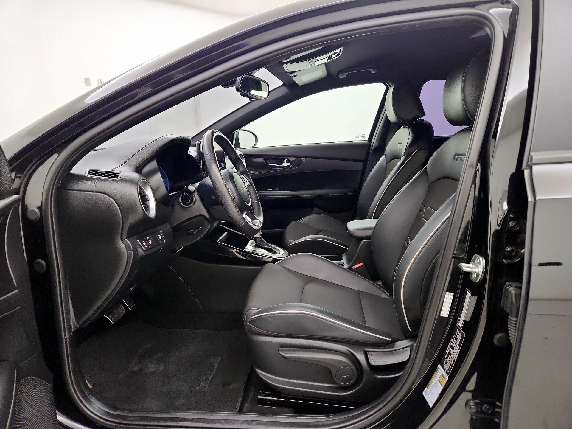 Thumbnail: 2024 Kia Forte - 11