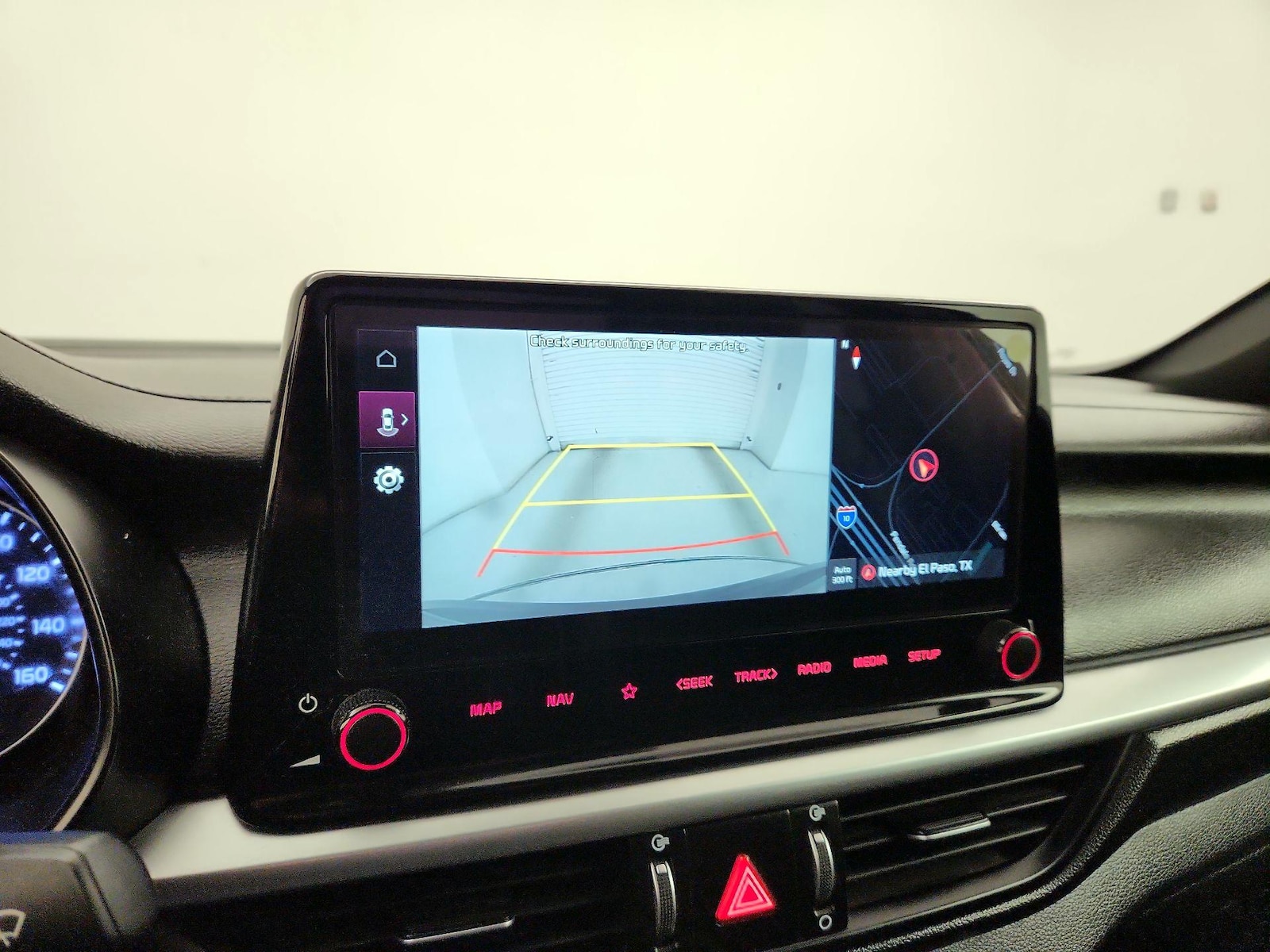 2024 Kia Forte GT-Line - Photo 16