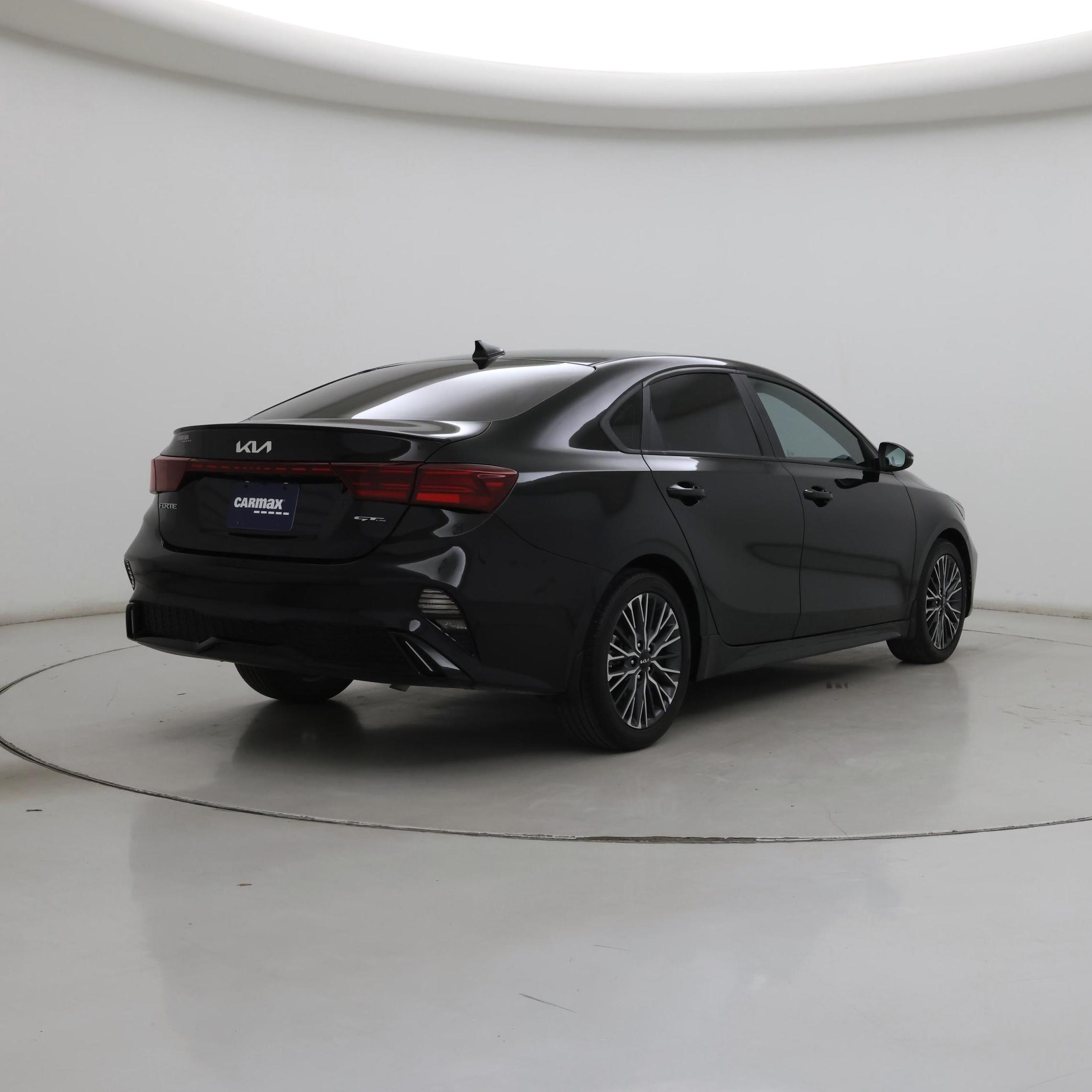 Thumbnail: 2024 Kia Forte - 8
