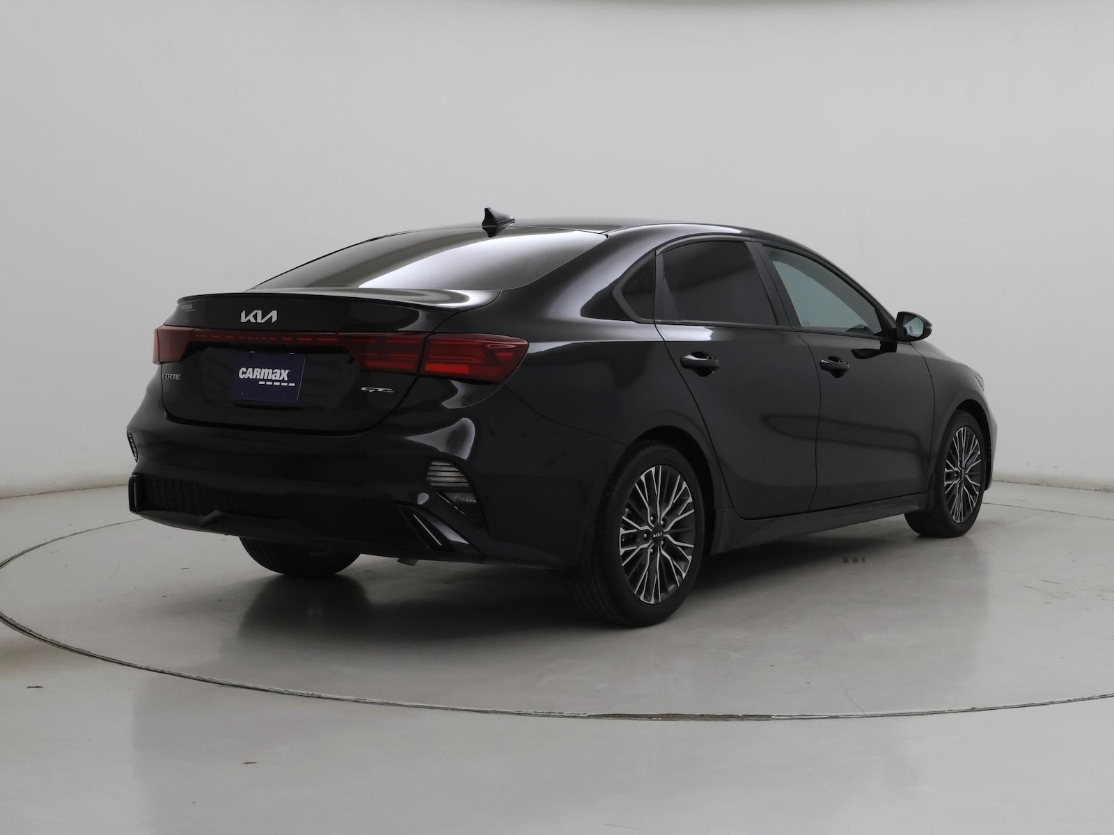 2024 Kia Forte GT-Line - Photo 9