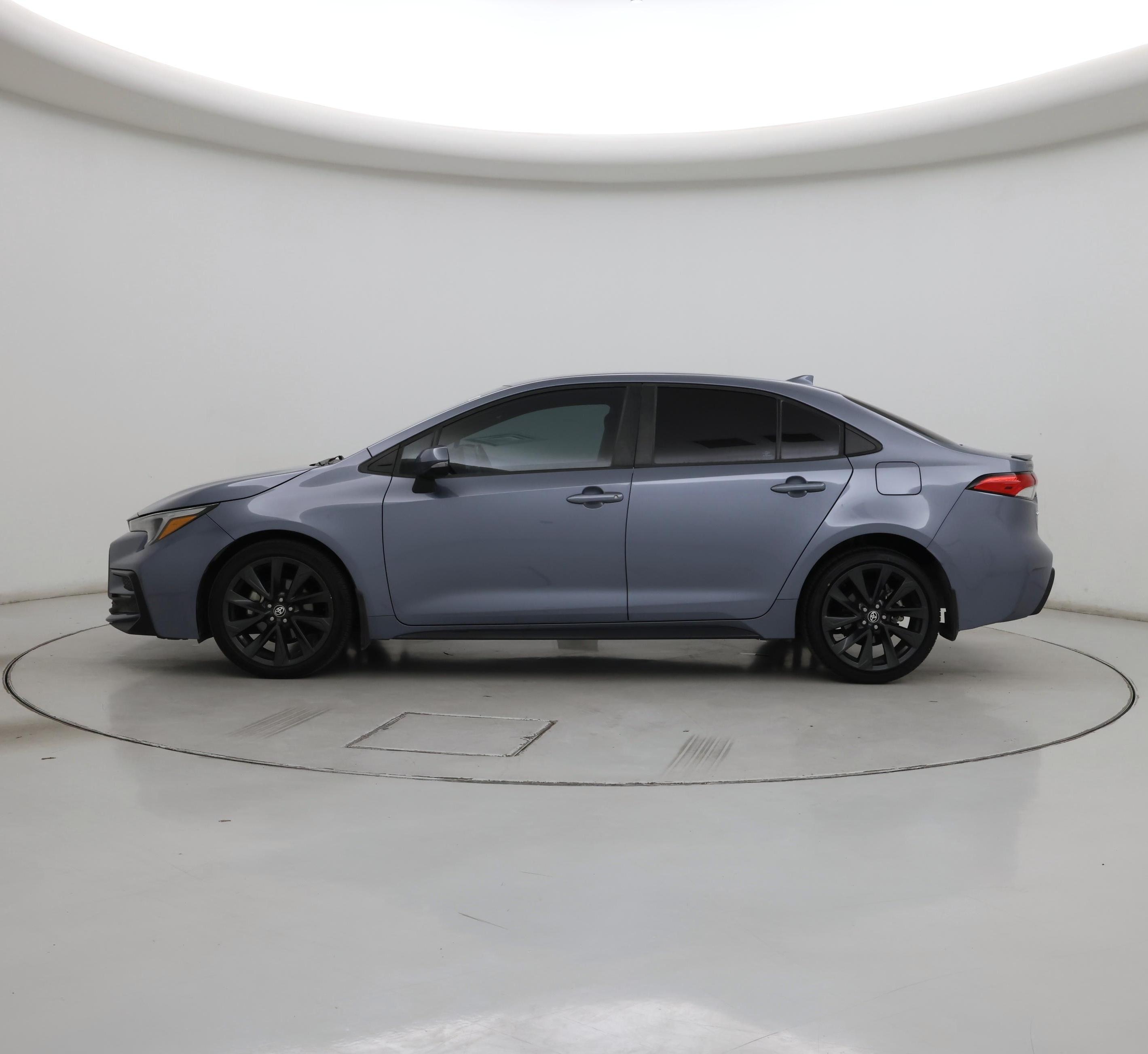 Thumbnail: 2023 Toyota Corolla - 3