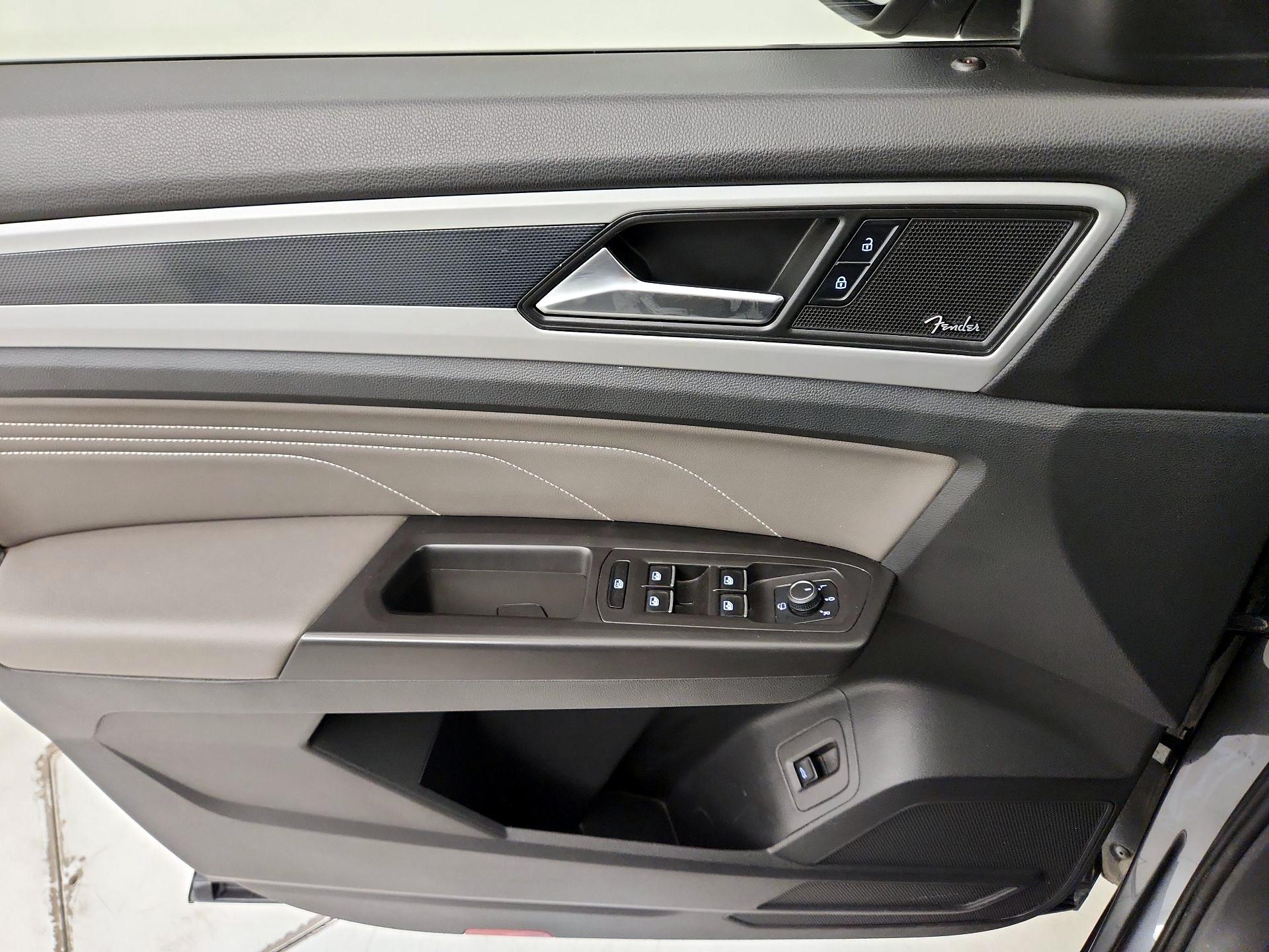 Thumbnail: 2023 Volkswagen Atlas - 12