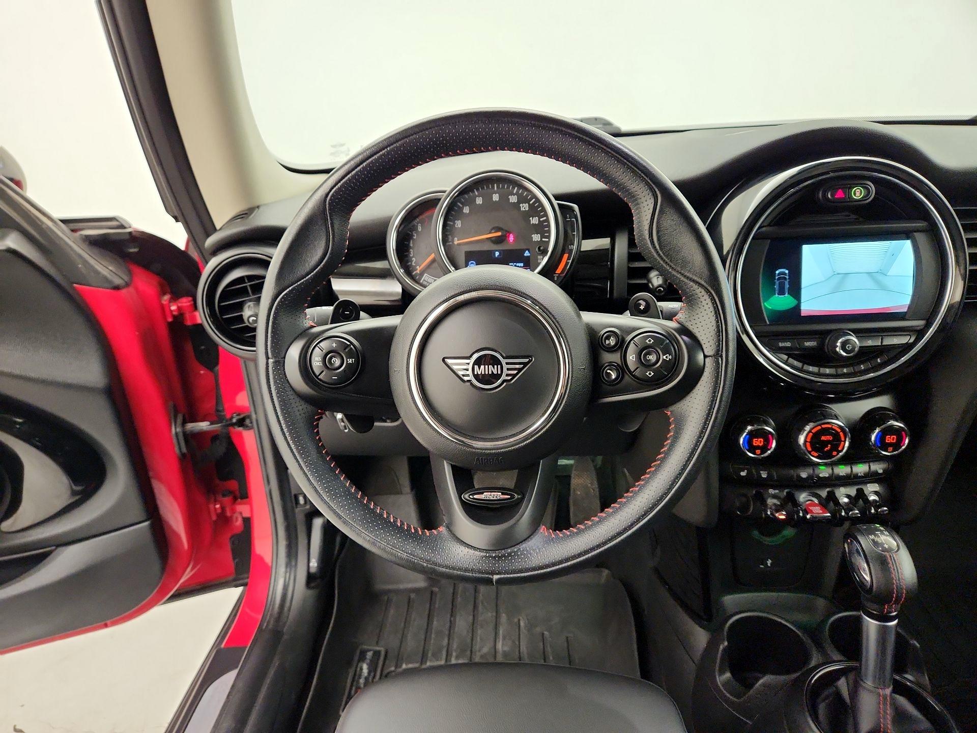 Thumbnail: 2019 MINI Cooper Hardtop - 10