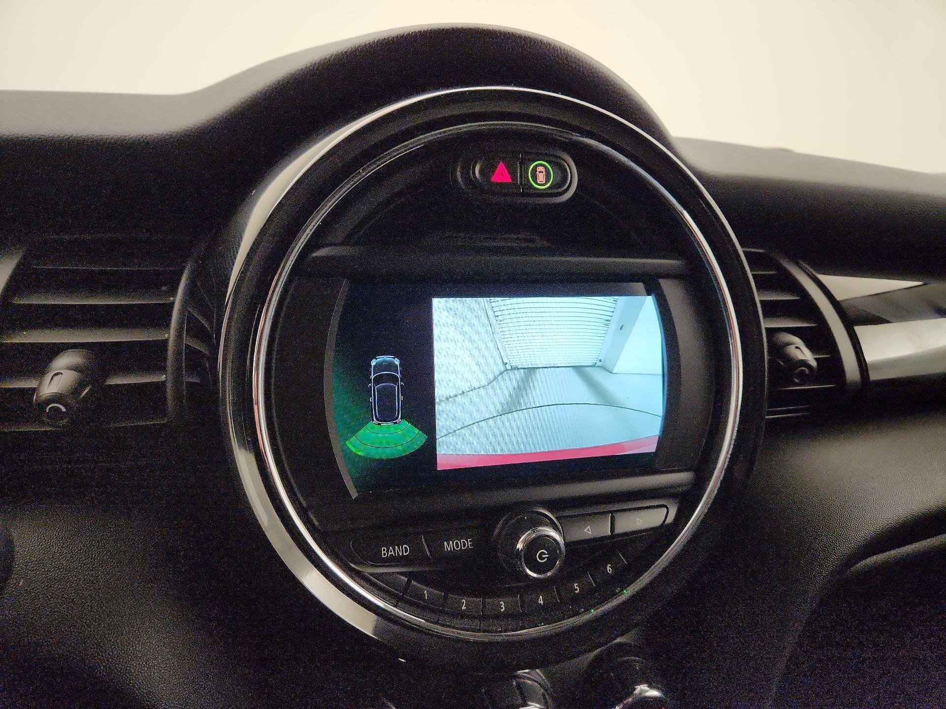 Thumbnail: 2019 MINI Cooper Hardtop - 13