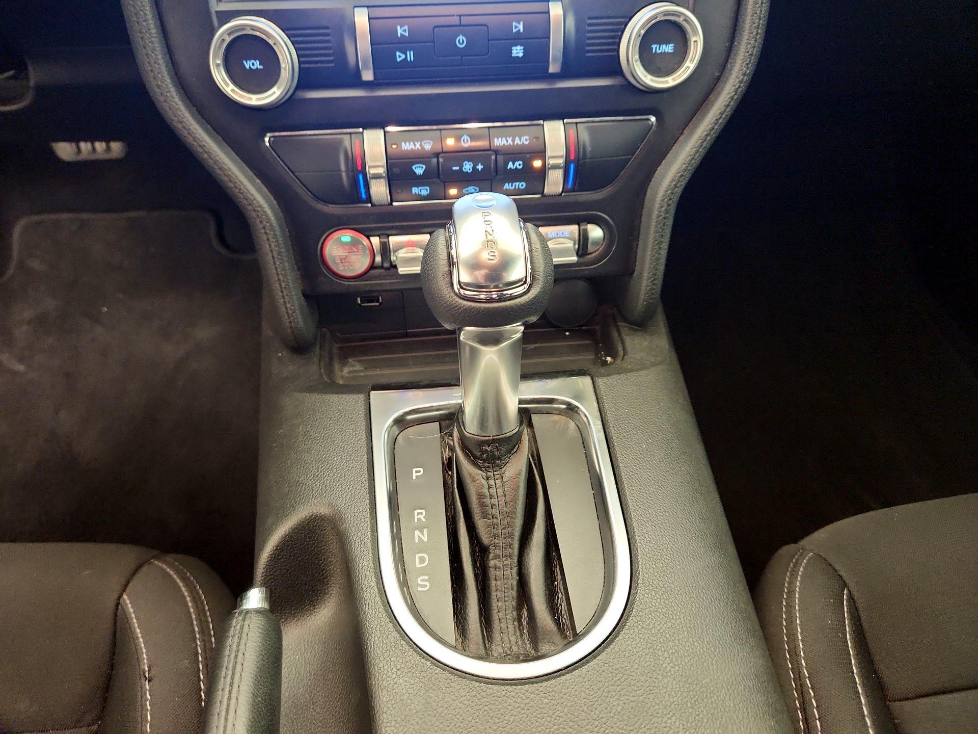 Thumbnail: 2022 Ford Mustang - 15