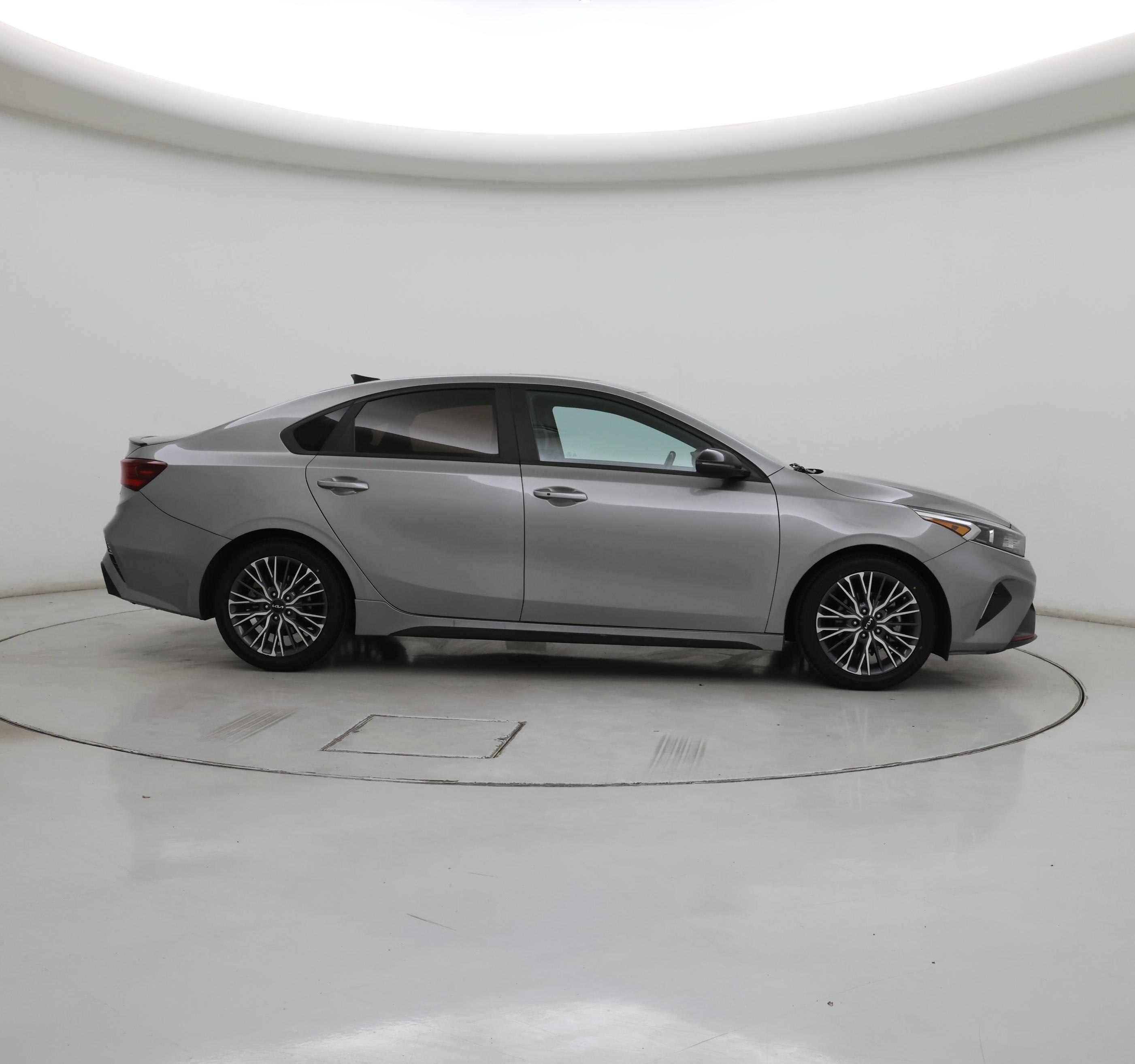 Thumbnail: 2023 Kia Forte - 7