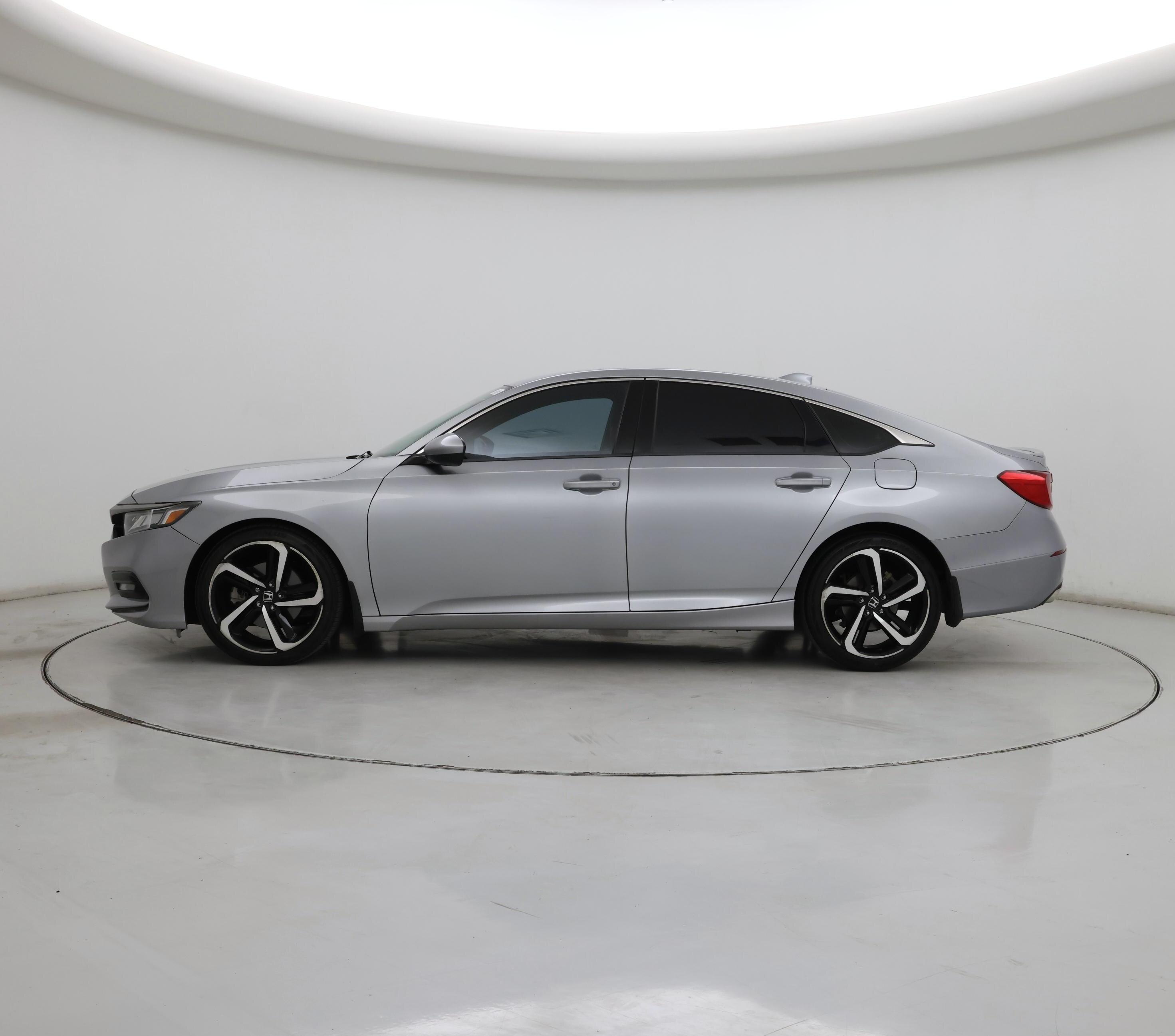 Thumbnail: 2018 Honda Accord - 3