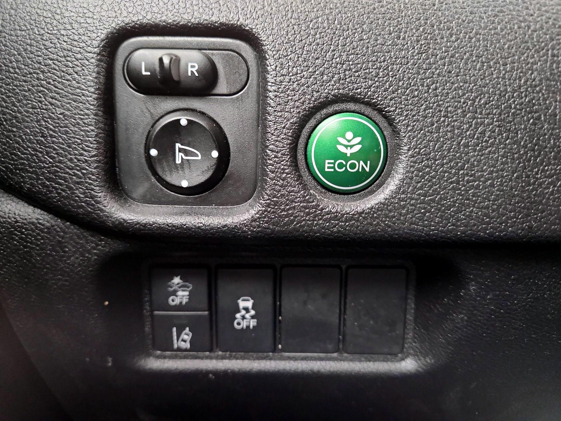 Thumbnail: 2019 Honda Passport - 13